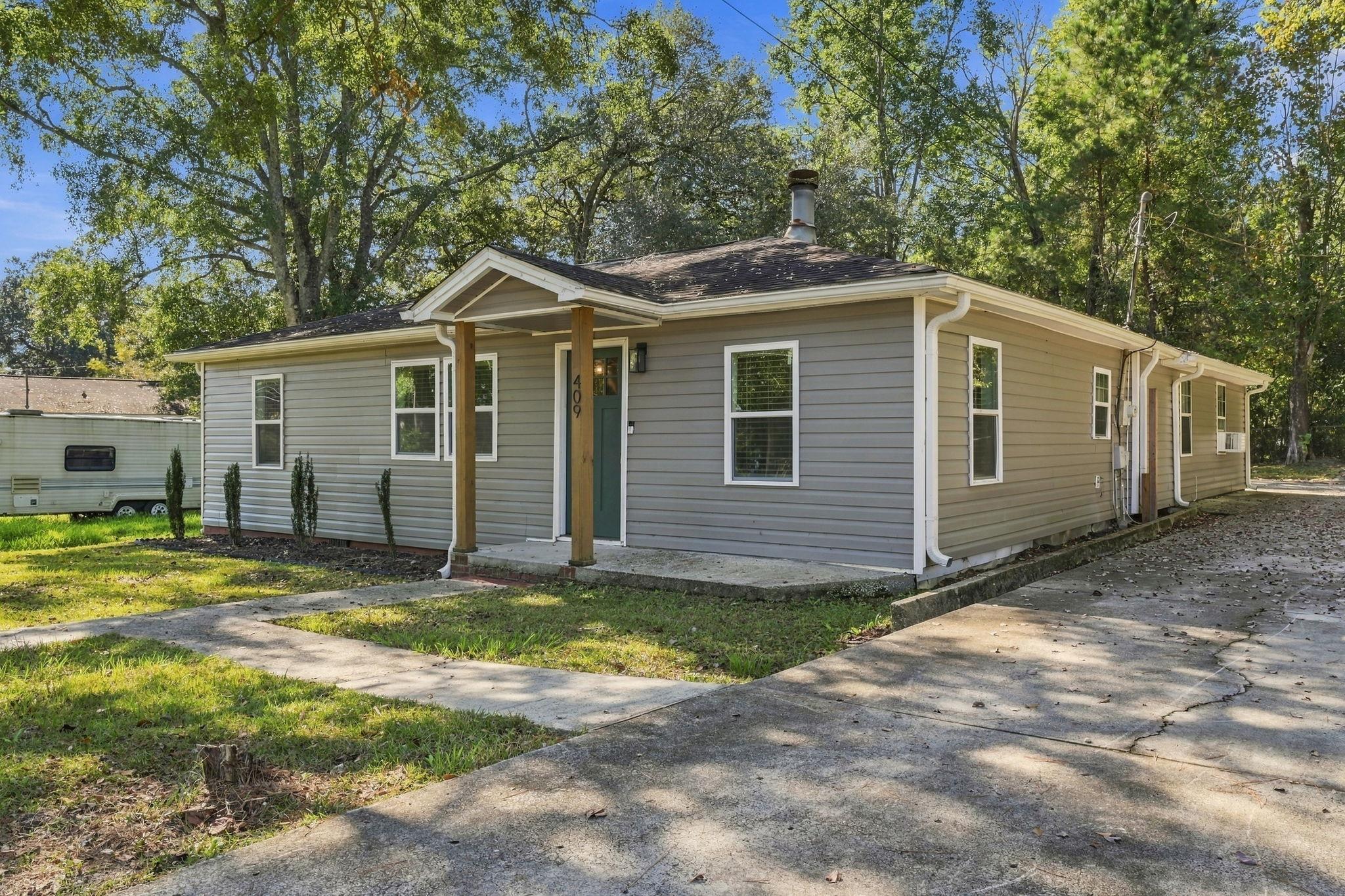 409 Sycamore St. Property Photo 40