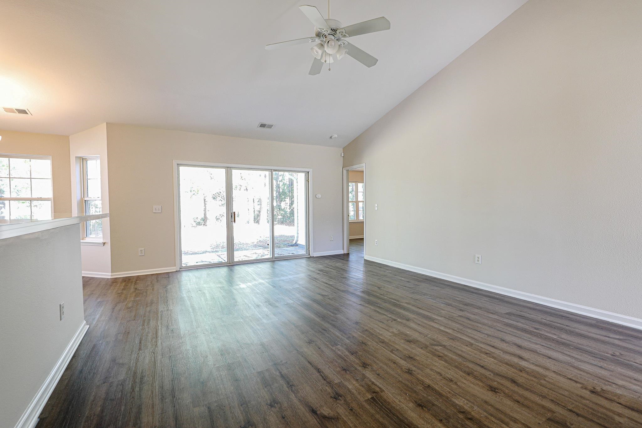 256 Mckendree Dr. Property Photo 5