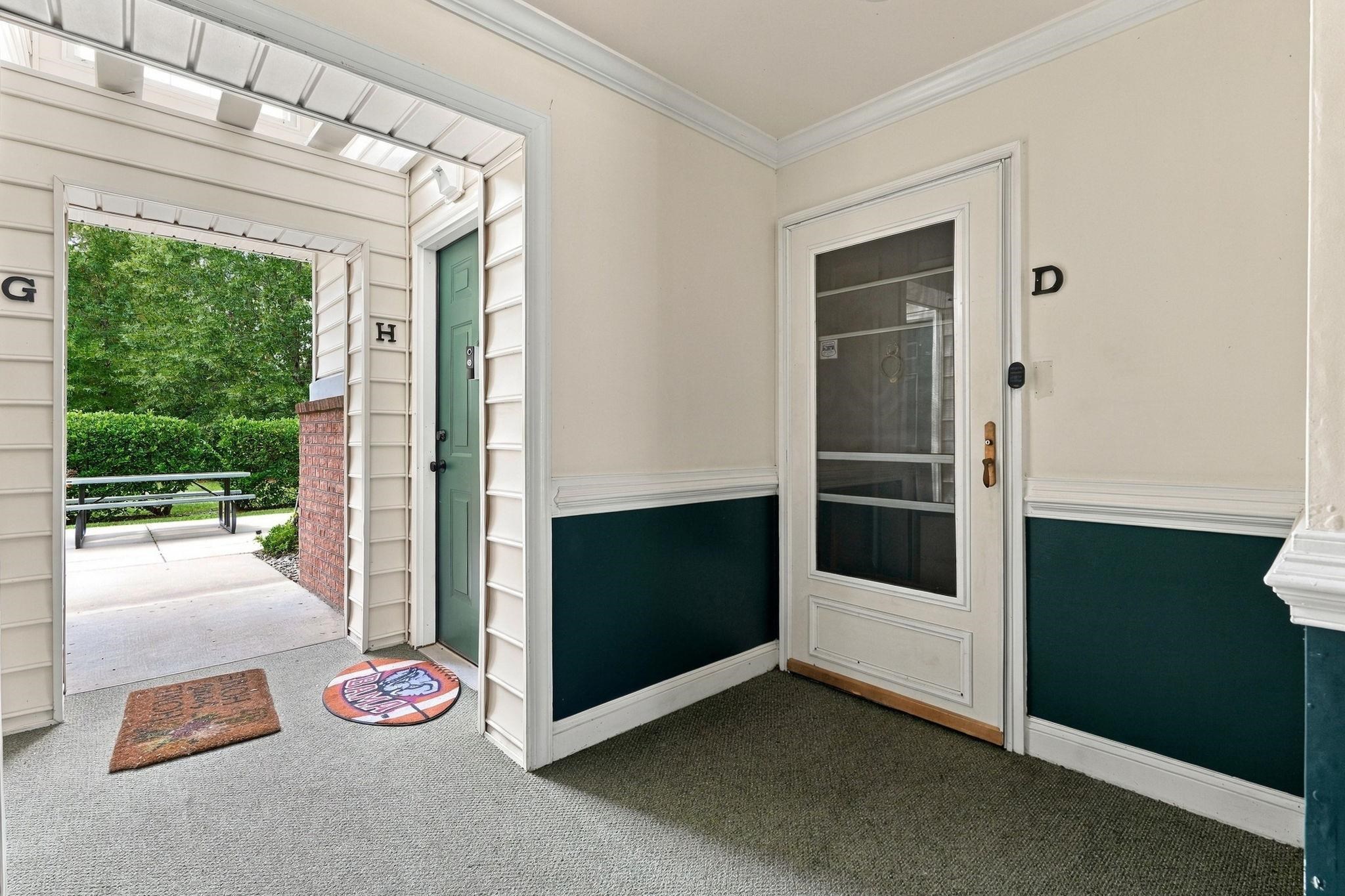 4376 Crepe Myrtle Ct. Property Photo 3