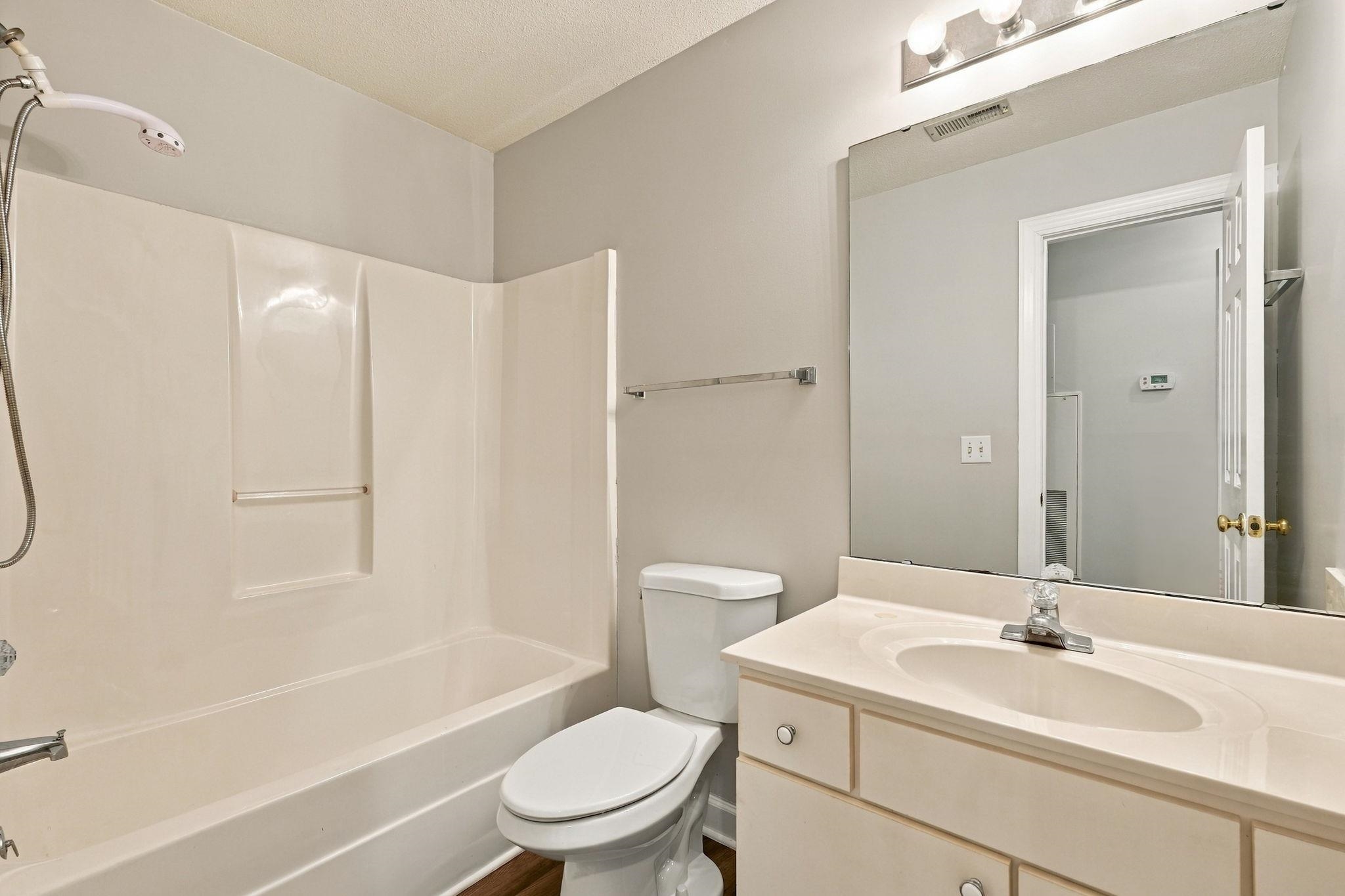 4376 Crepe Myrtle Ct. Property Photo 16