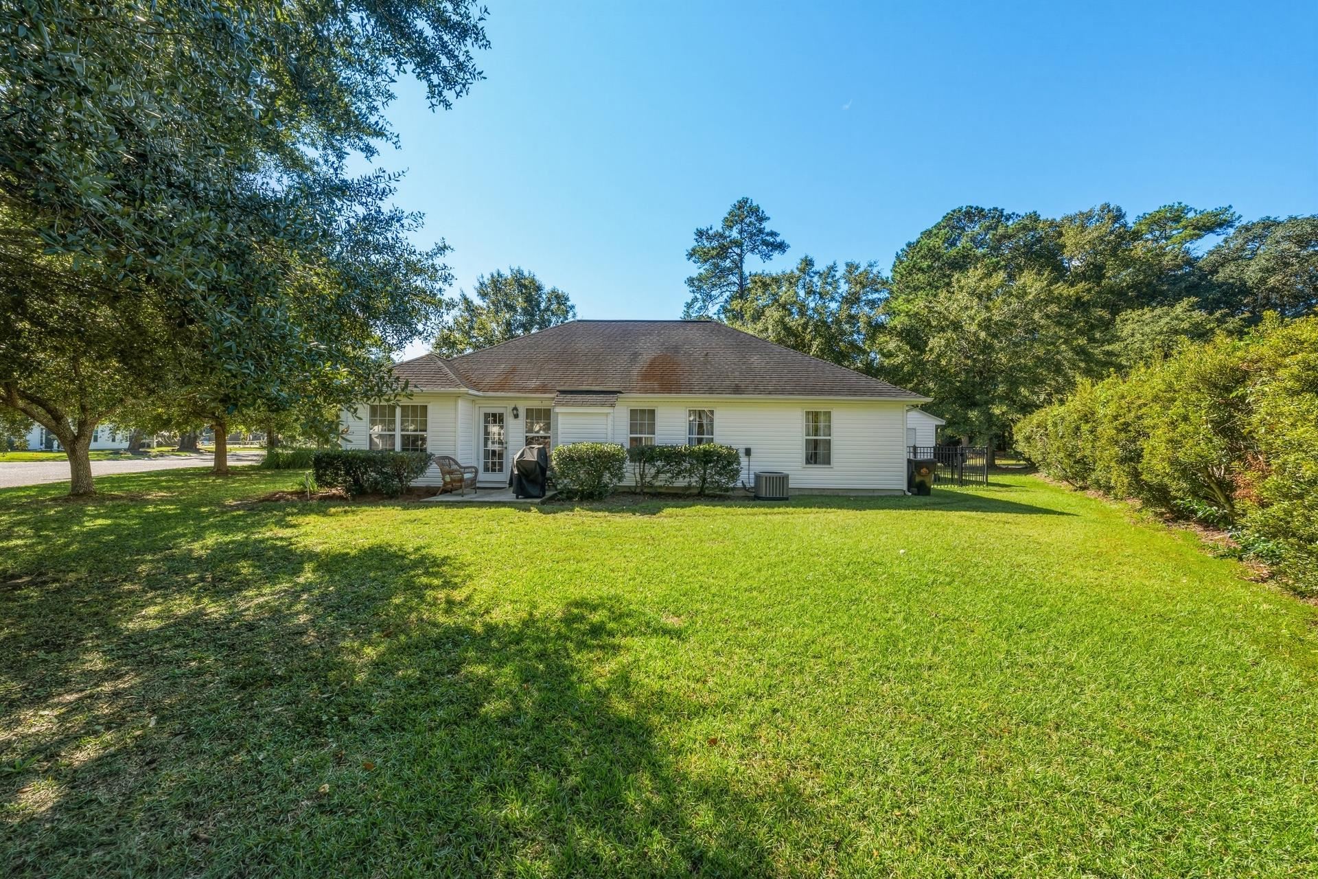 194 Robert Conway Ct. Property Photo 23