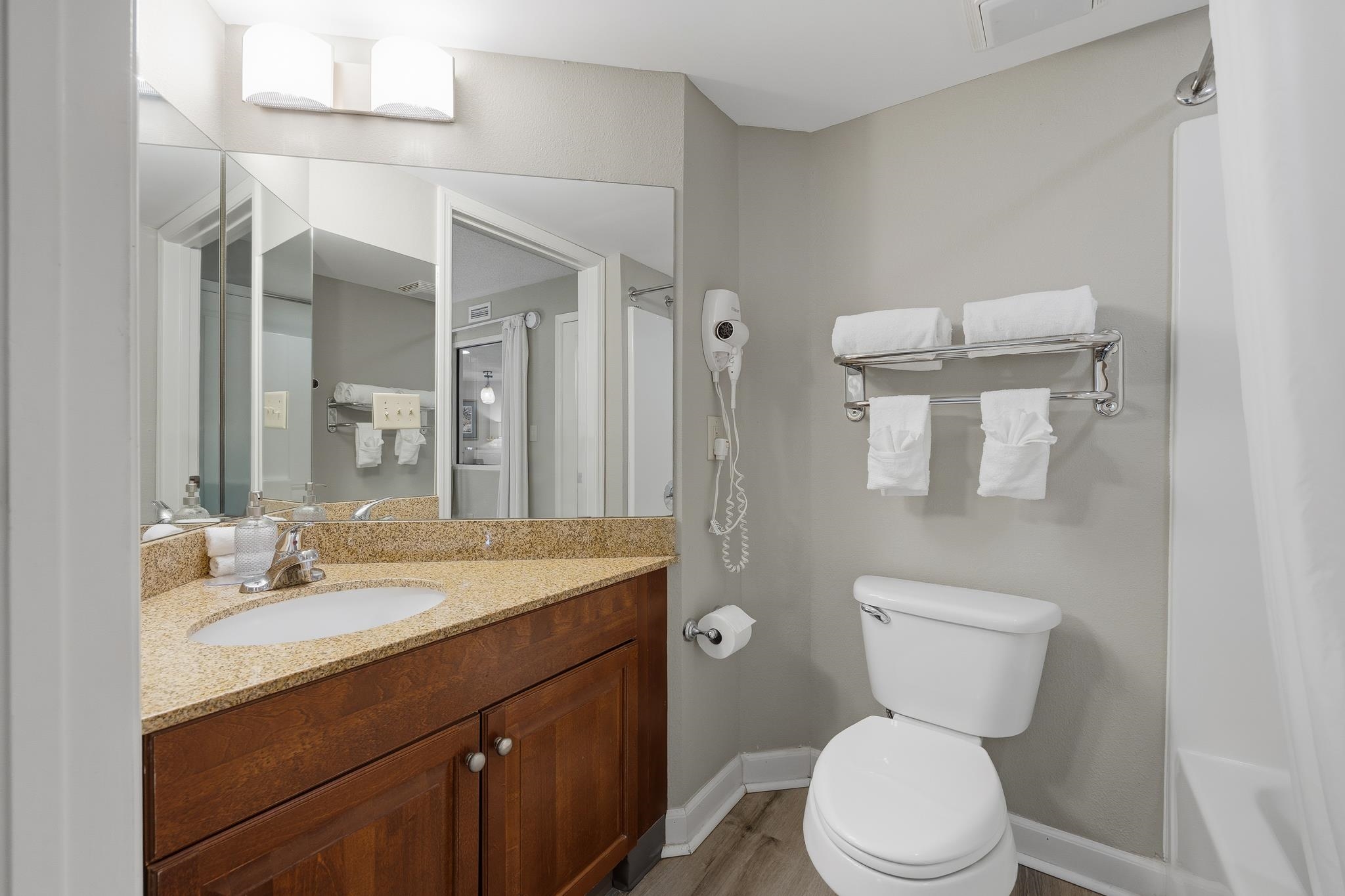 5200 N Ocean Blvd. Property Photo 20