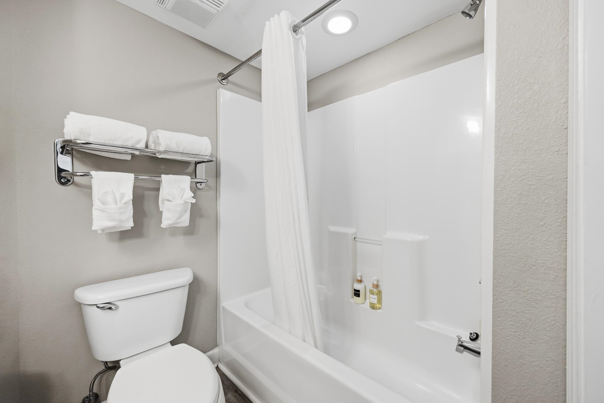 5200 N Ocean Blvd. Property Photo 21