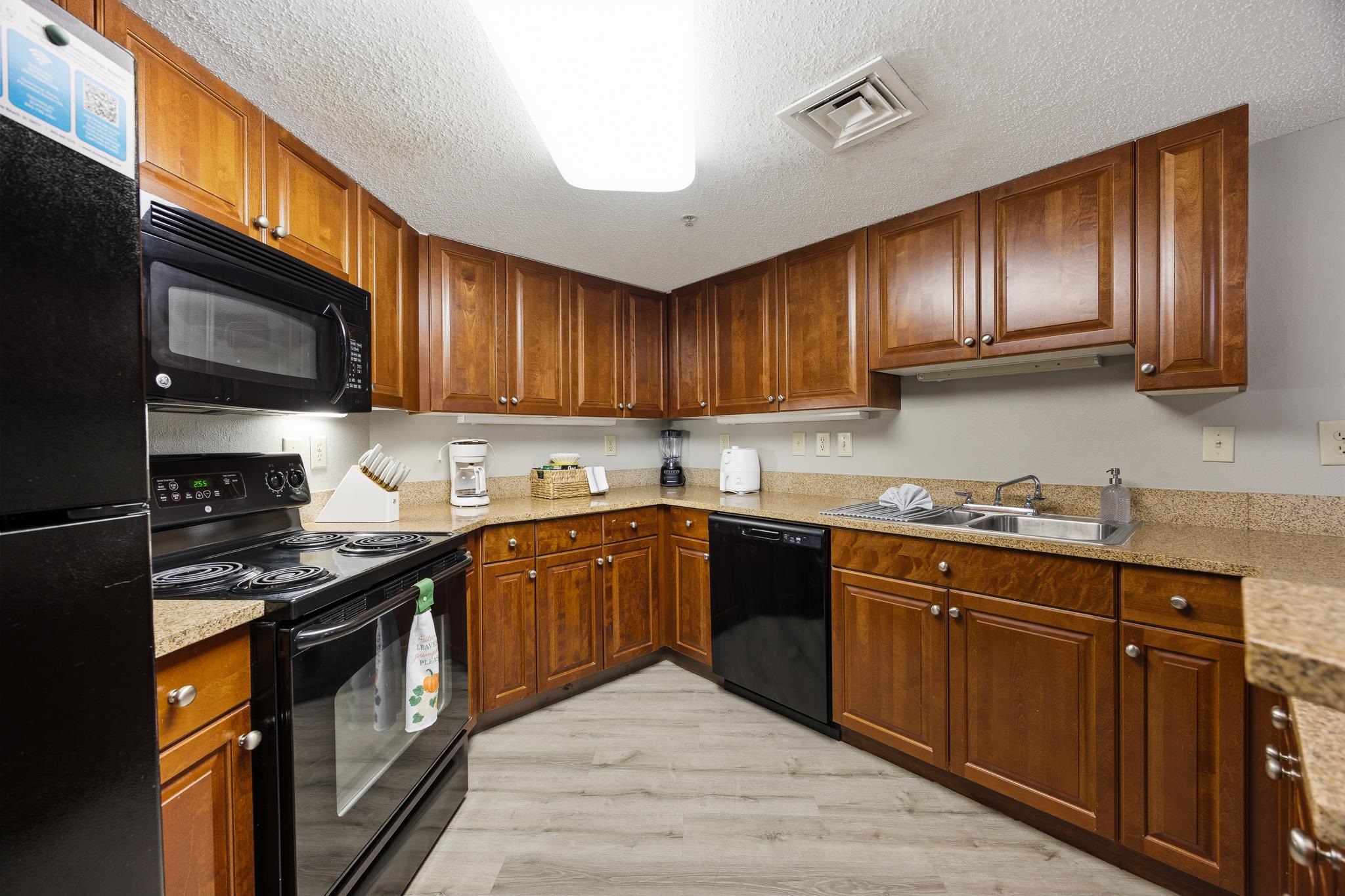 5200 N Ocean Blvd. Property Photo 23