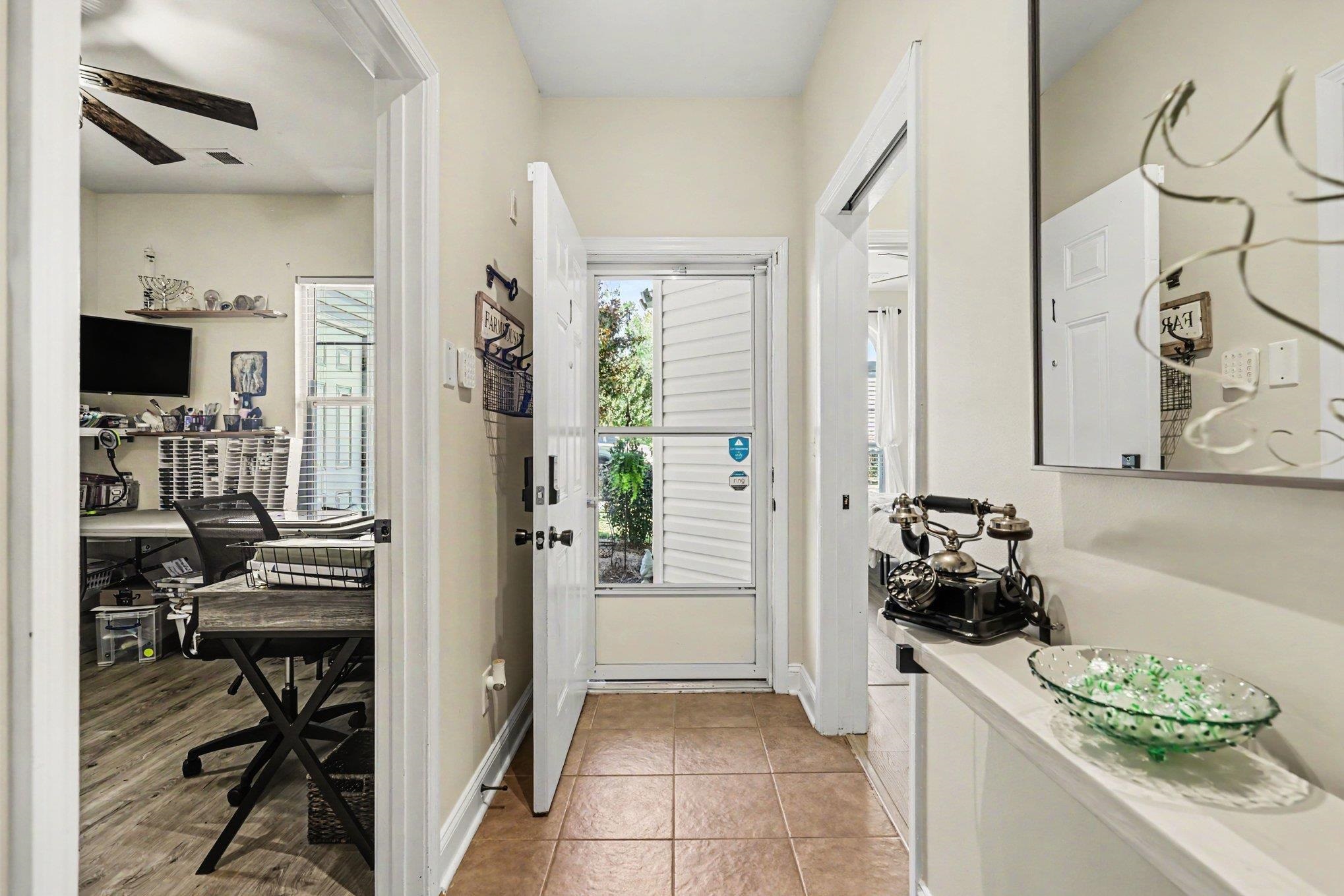 200 Portsmith Dr. Property Photo 4