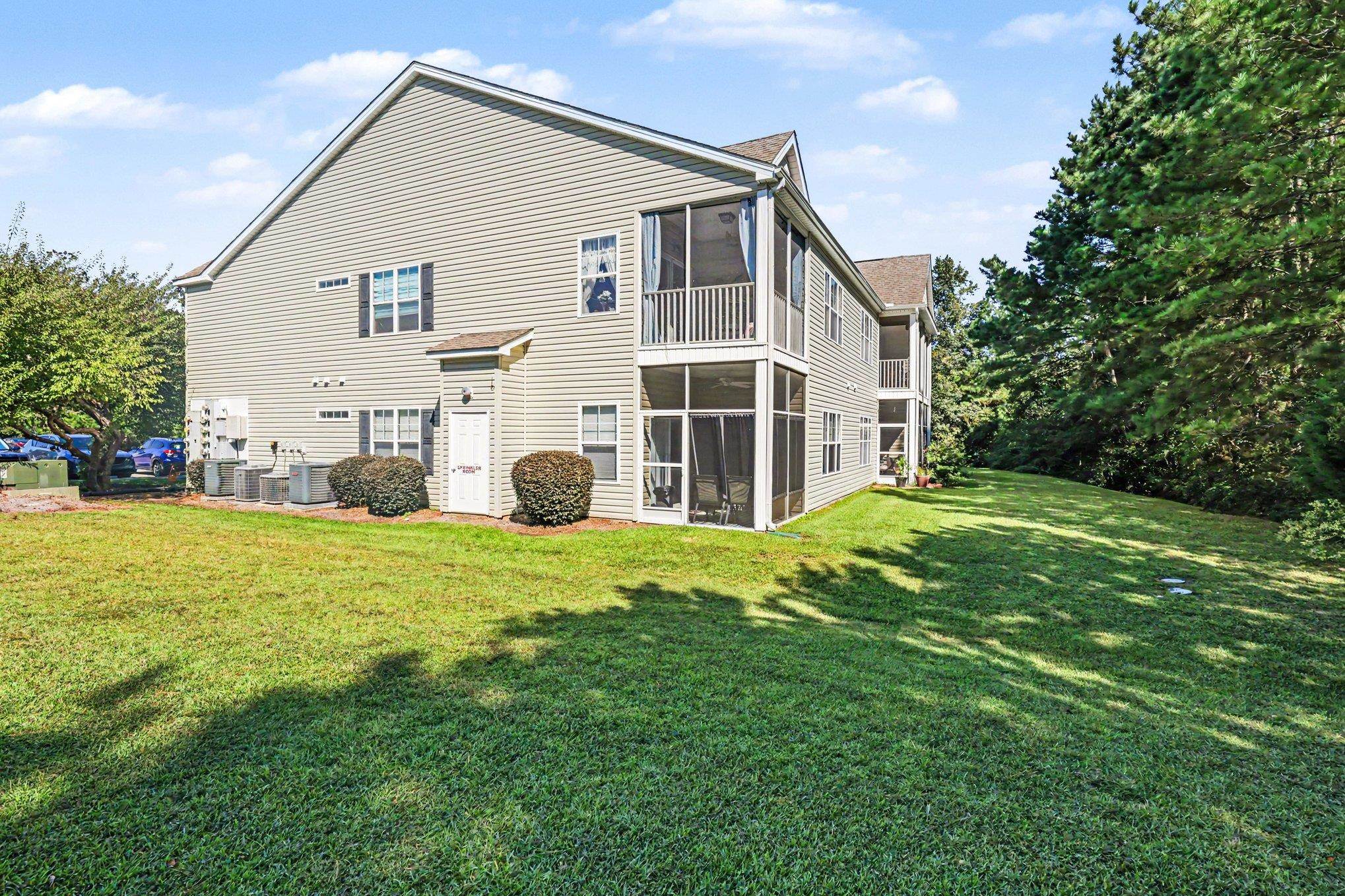 200 Portsmith Dr. Property Photo 27