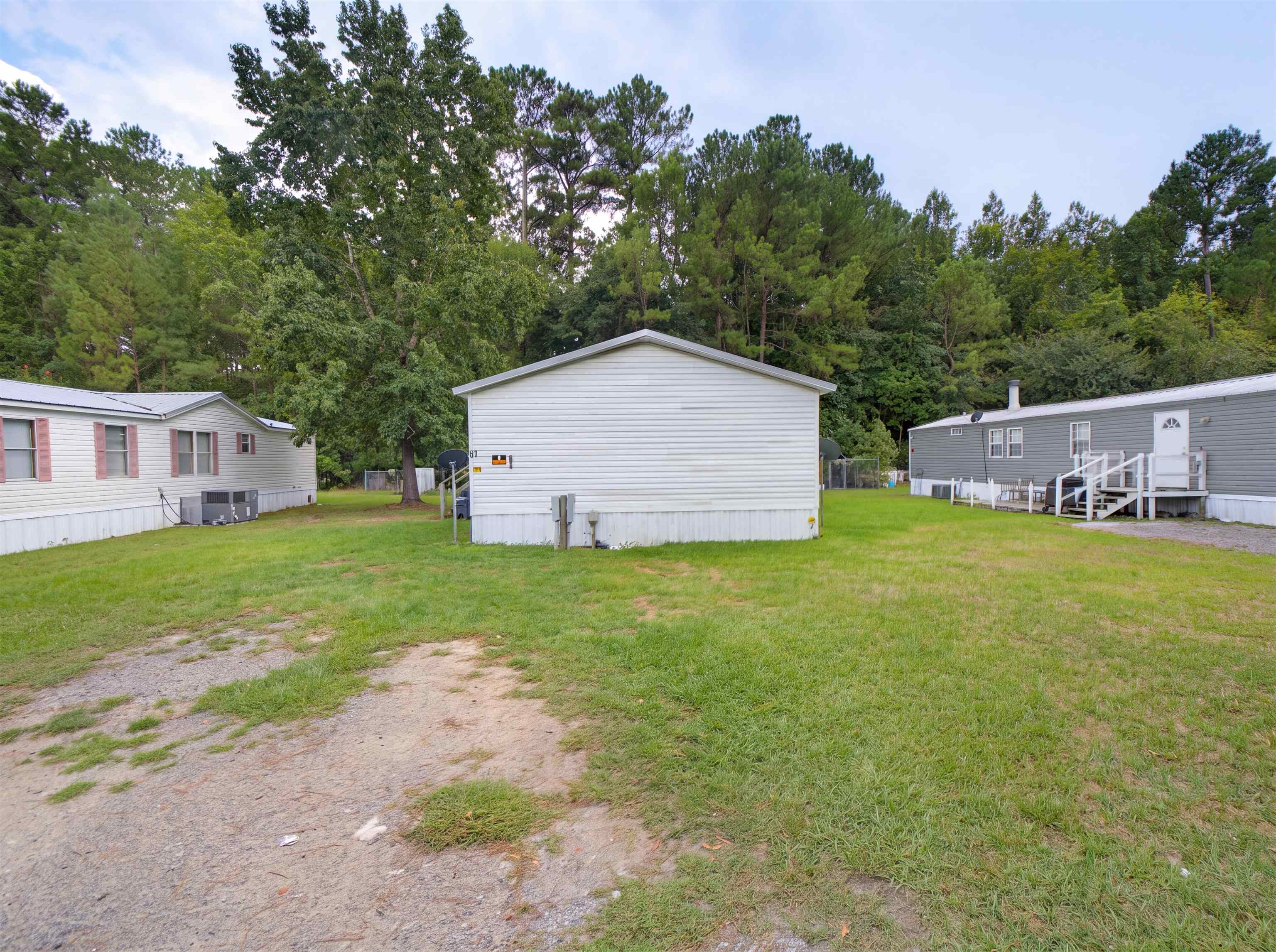 10 Locust St Property Photo 4