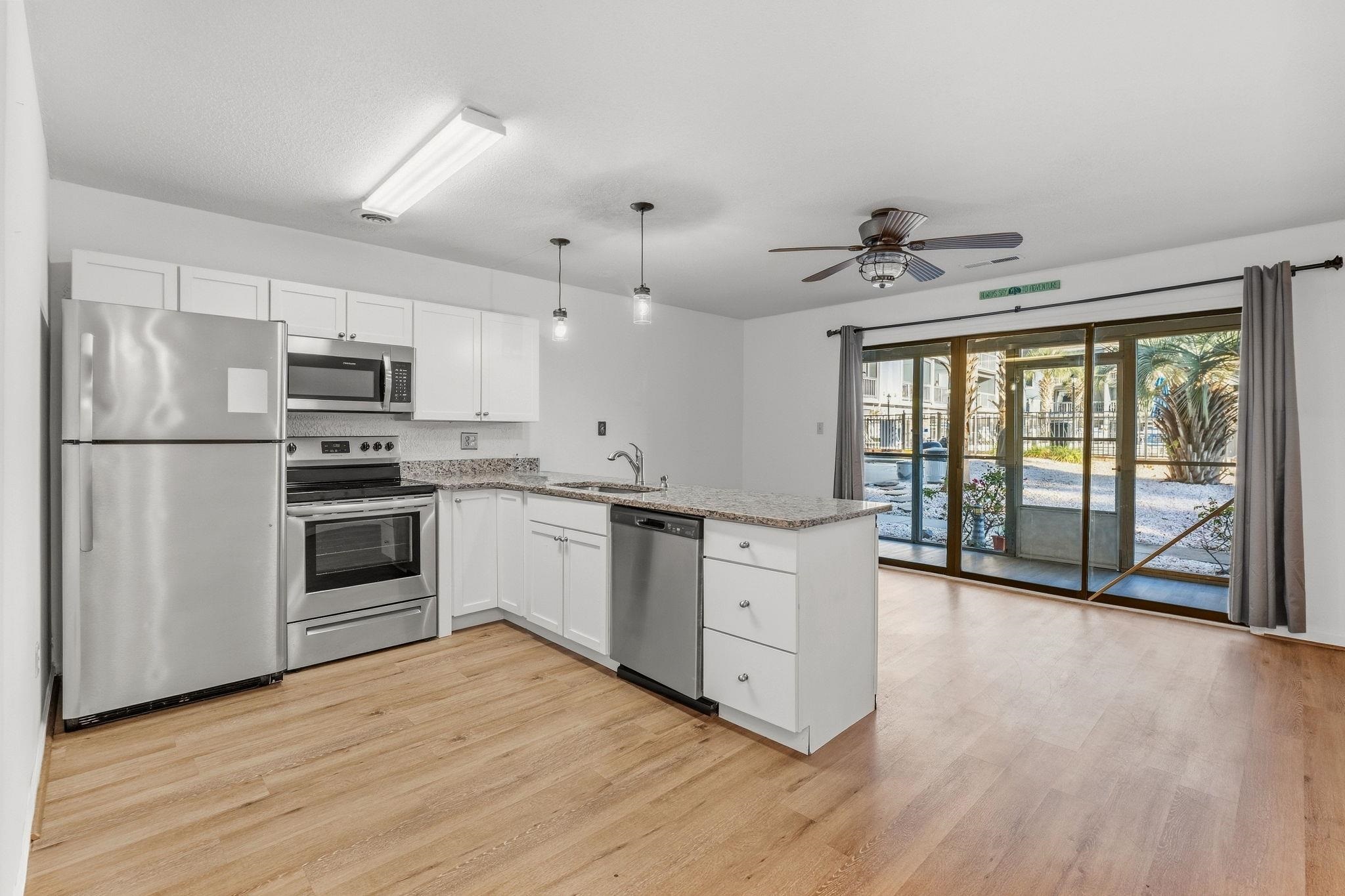 1891 Colony Dr. Property Photo 4