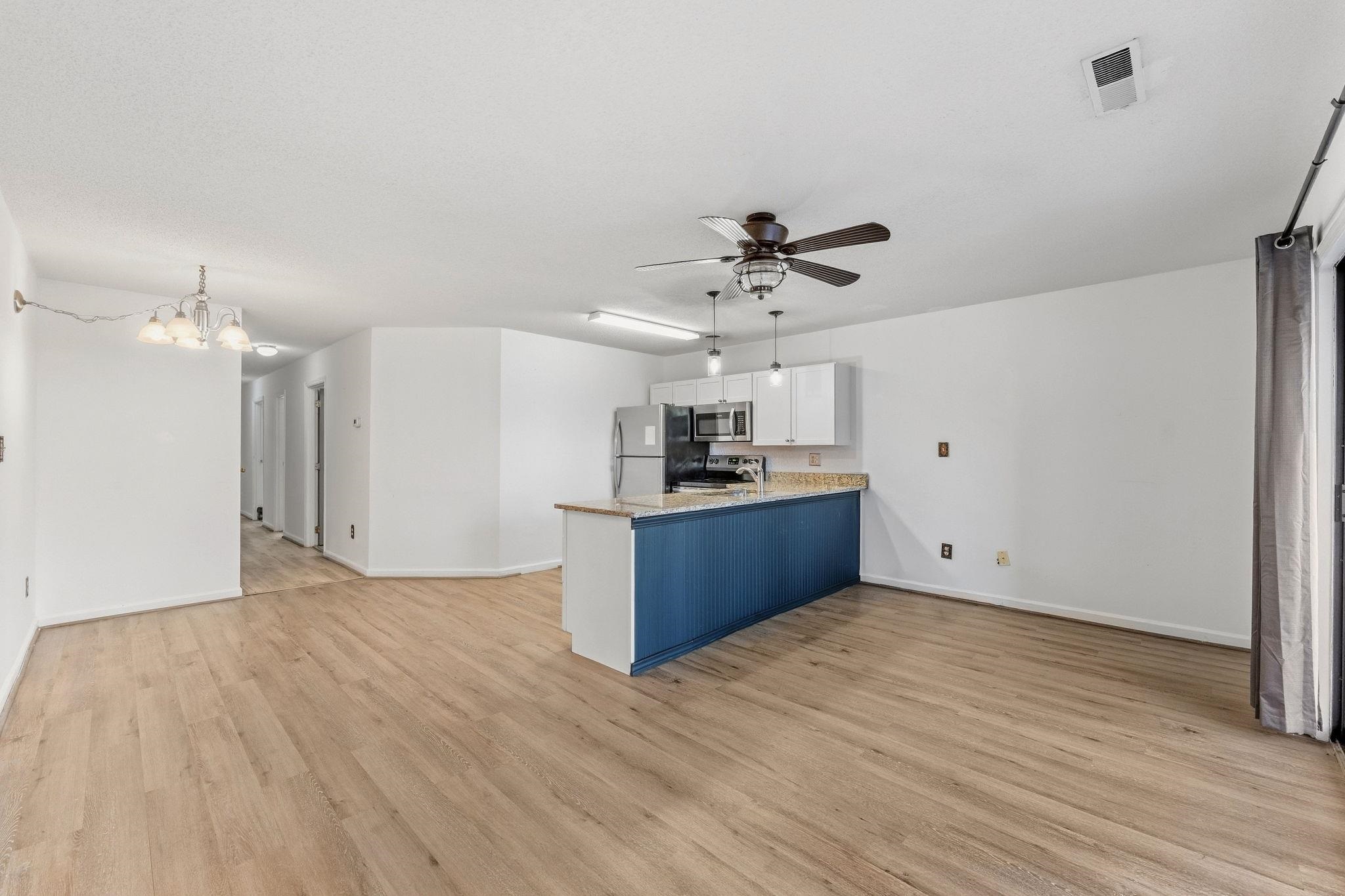 1891 Colony Dr. Property Photo 5