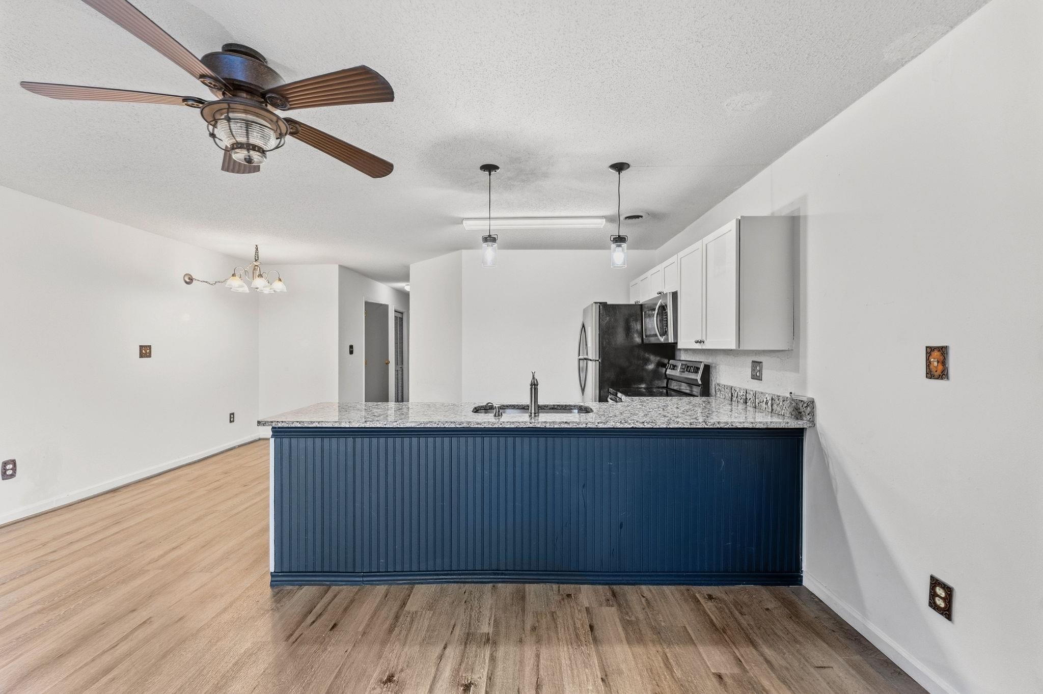 1891 Colony Dr. Property Photo 9