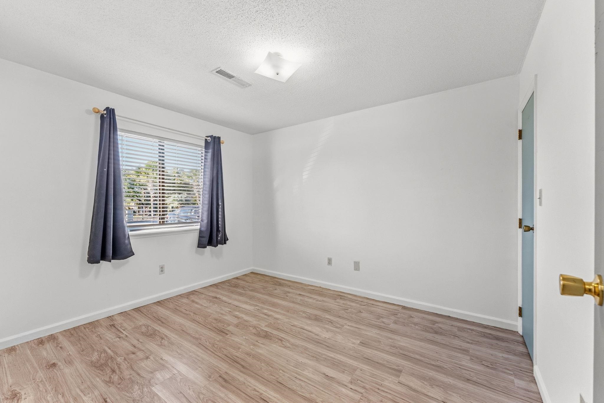 1891 Colony Dr. Property Photo 11
