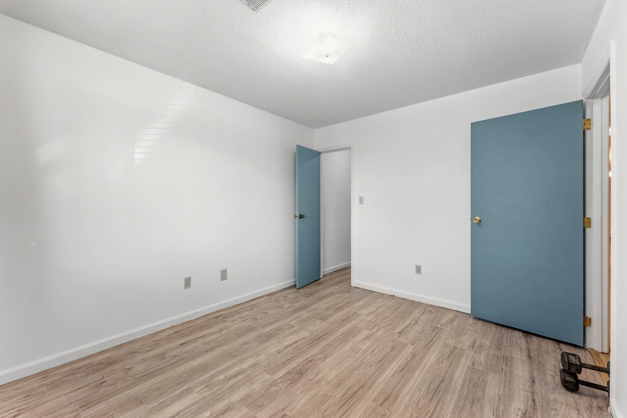 1891 Colony Dr. Property Photo 12