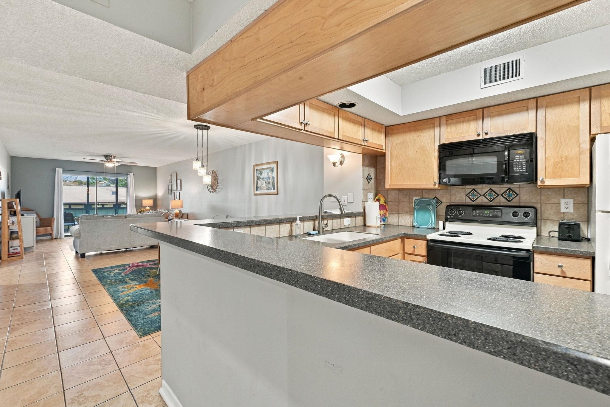 250 Maison Dr. Property Photo 8