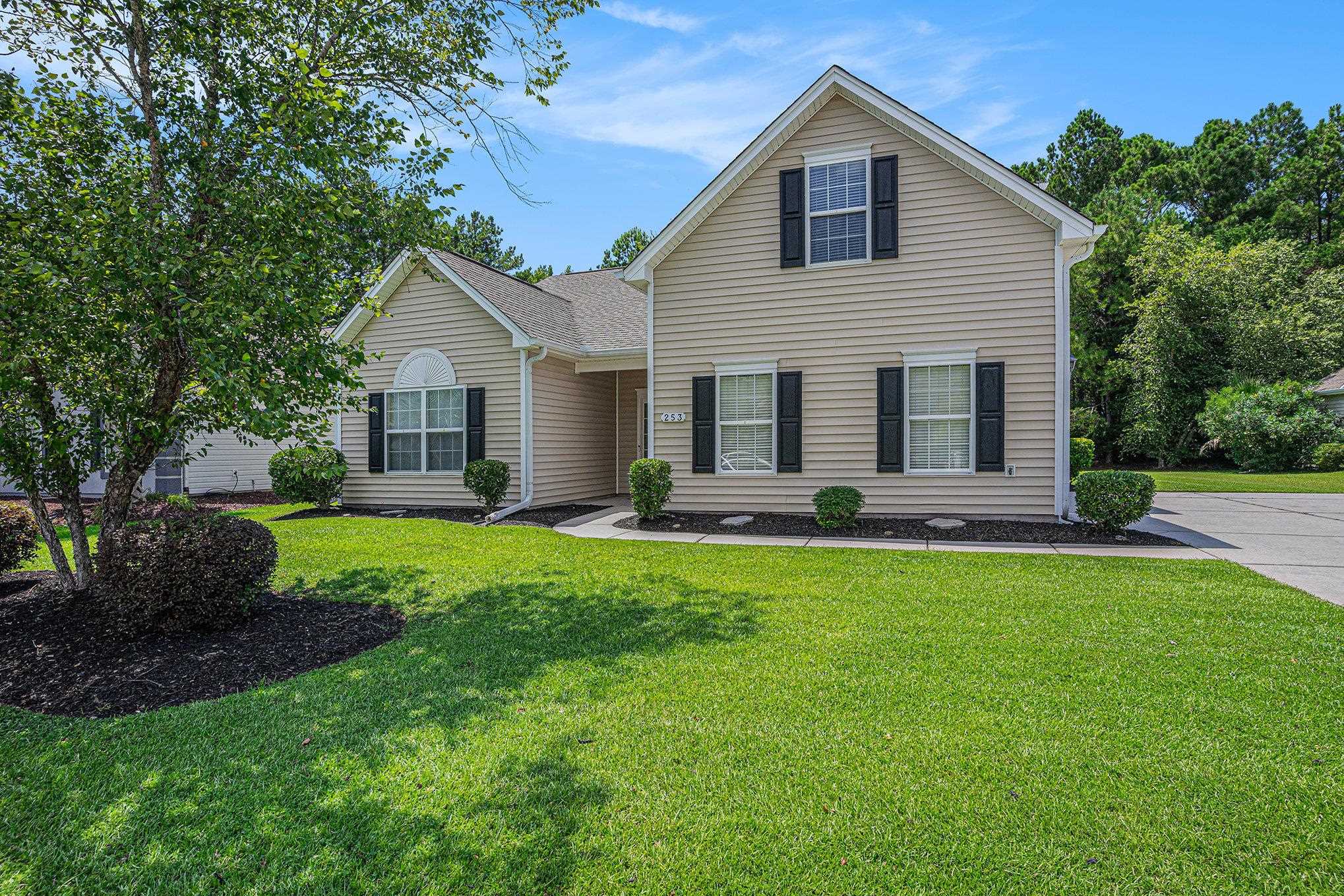 253 Carriage Lake Dr. Property Photo 1