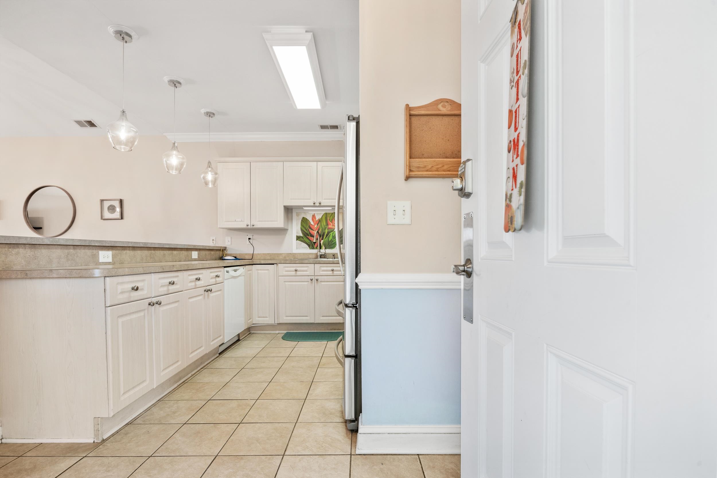 4843 Luster Leaf Circle Property Photo 5