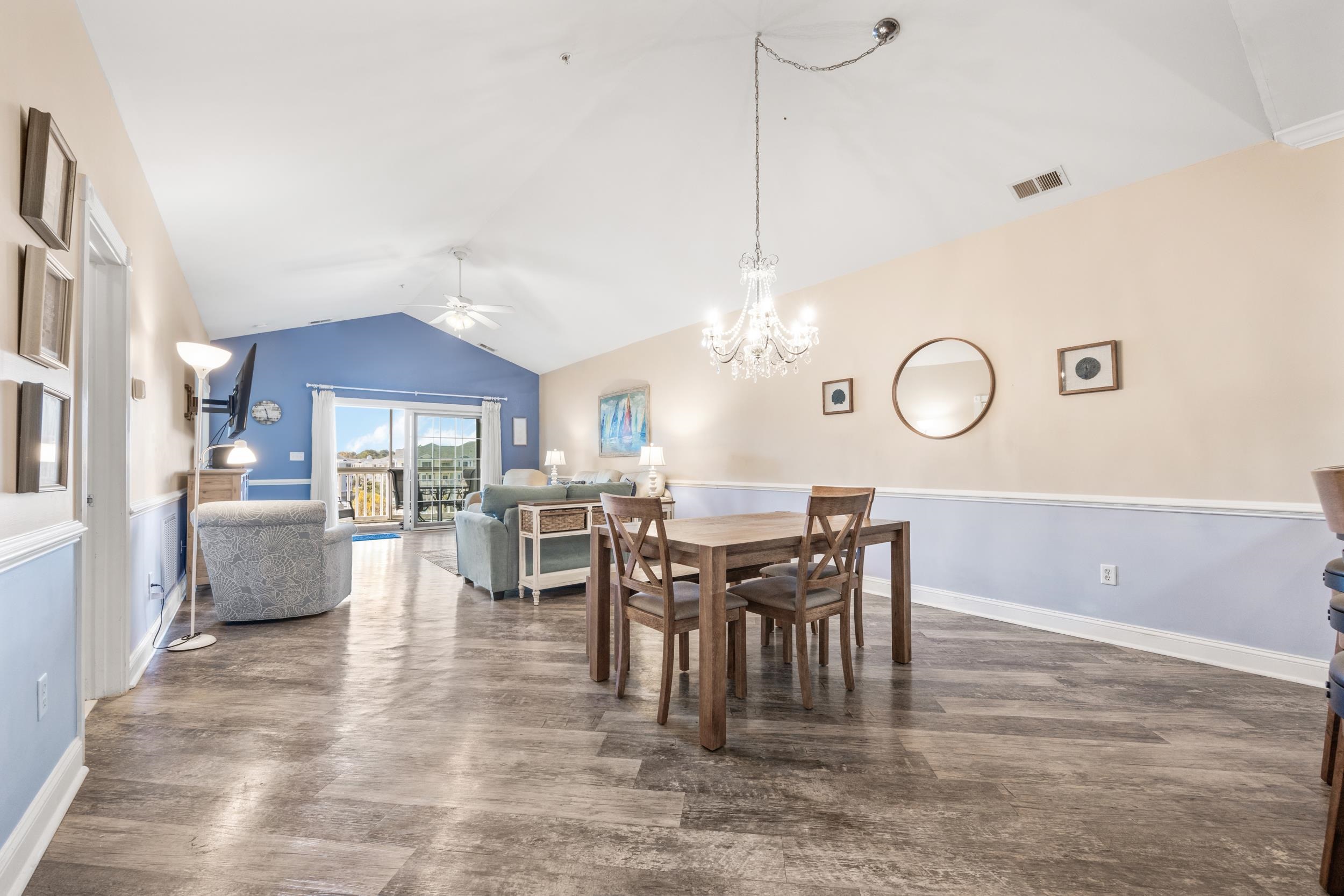 4843 Luster Leaf Circle Property Photo 8