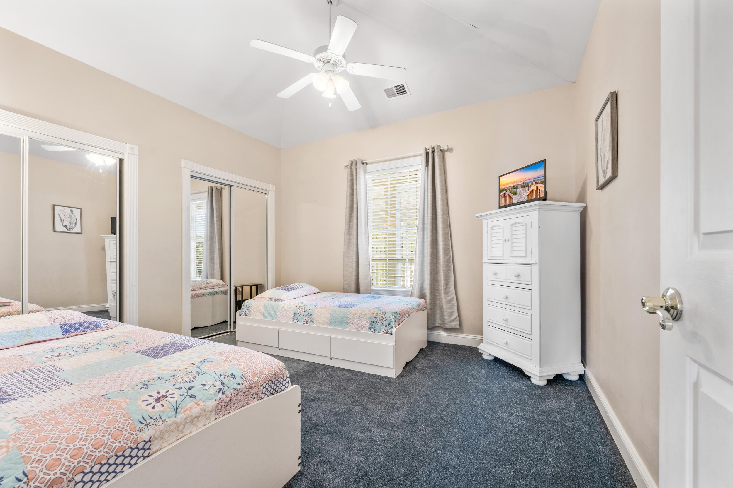 4843 Luster Leaf Circle Property Photo 12