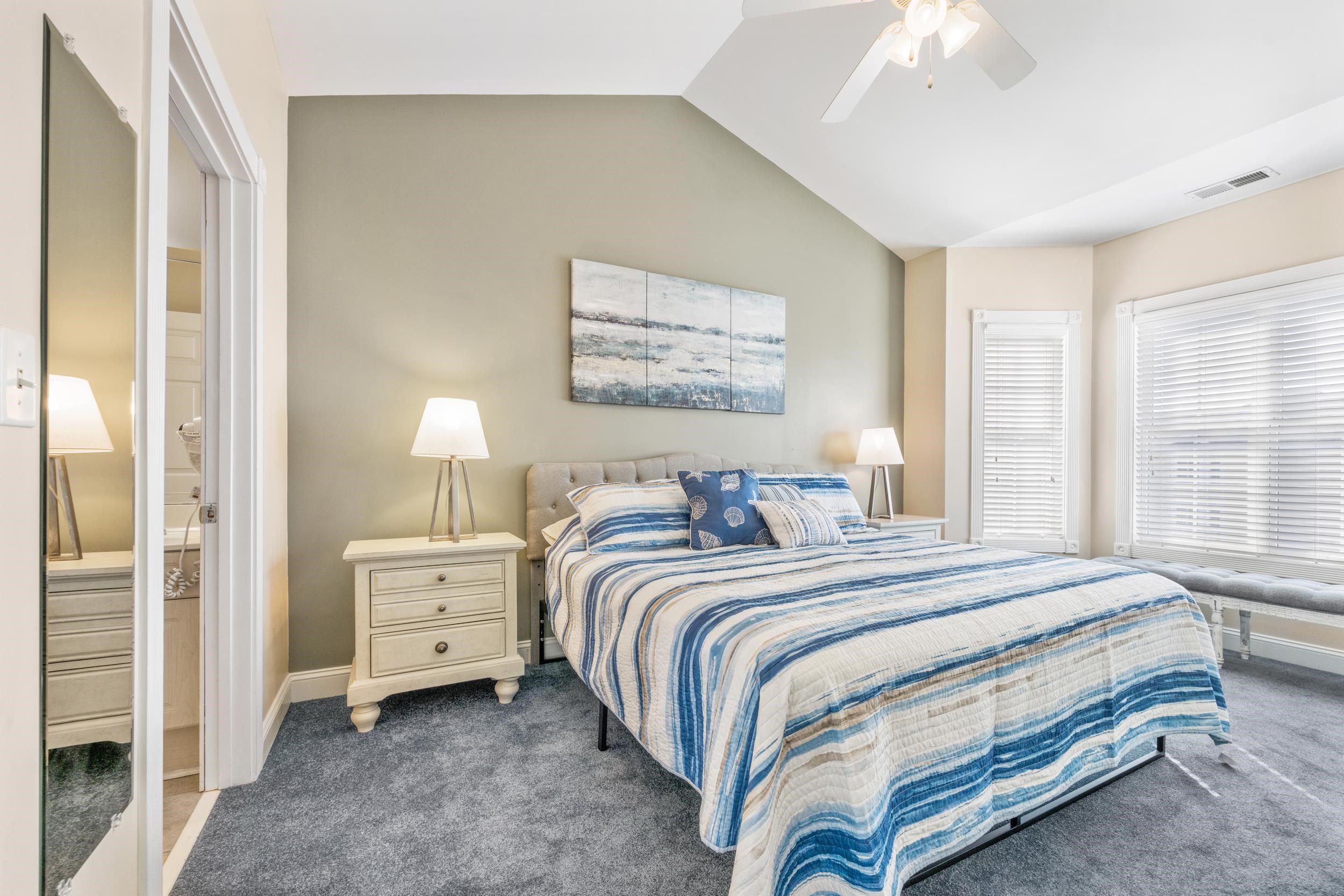 4843 Luster Leaf Circle Property Photo 19