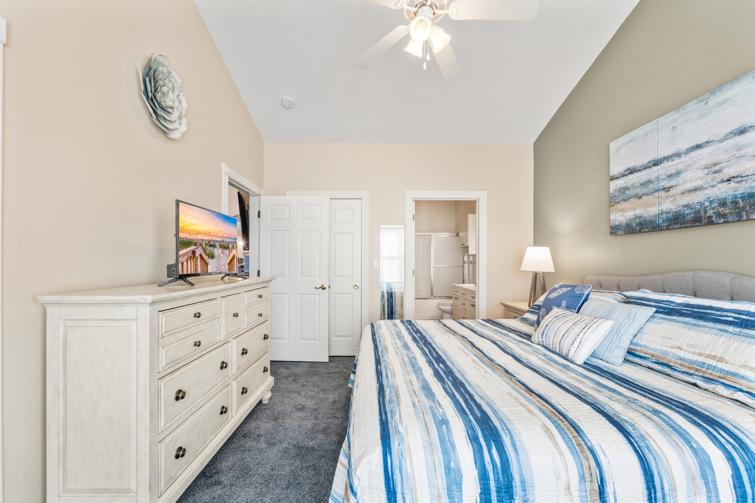 4843 Luster Leaf Circle Property Photo 20