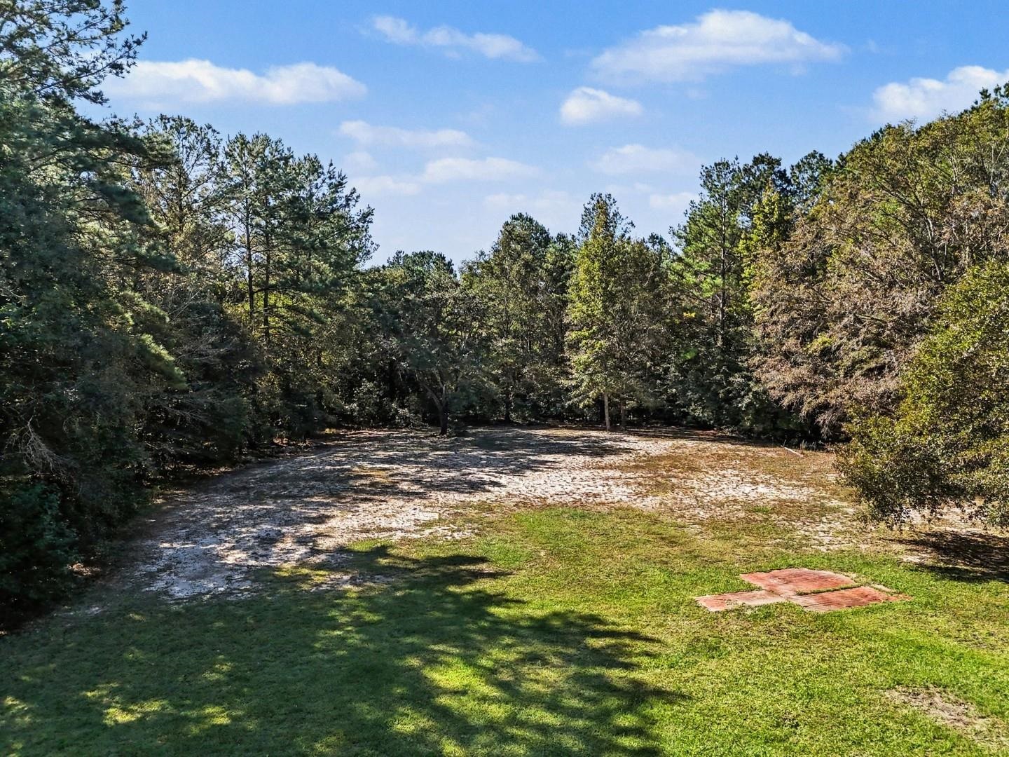 2072 Lees Landing Circle Property Photo 5