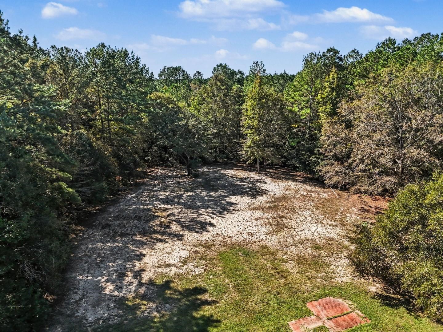 2072 Lees Landing Circle Property Photo 6