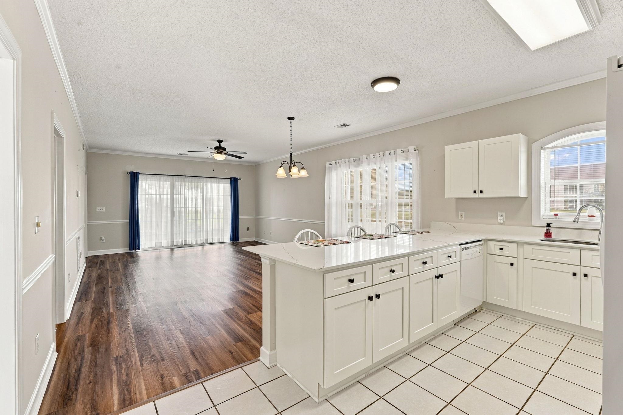 3983 Forsythia Ct. Property Photo 7