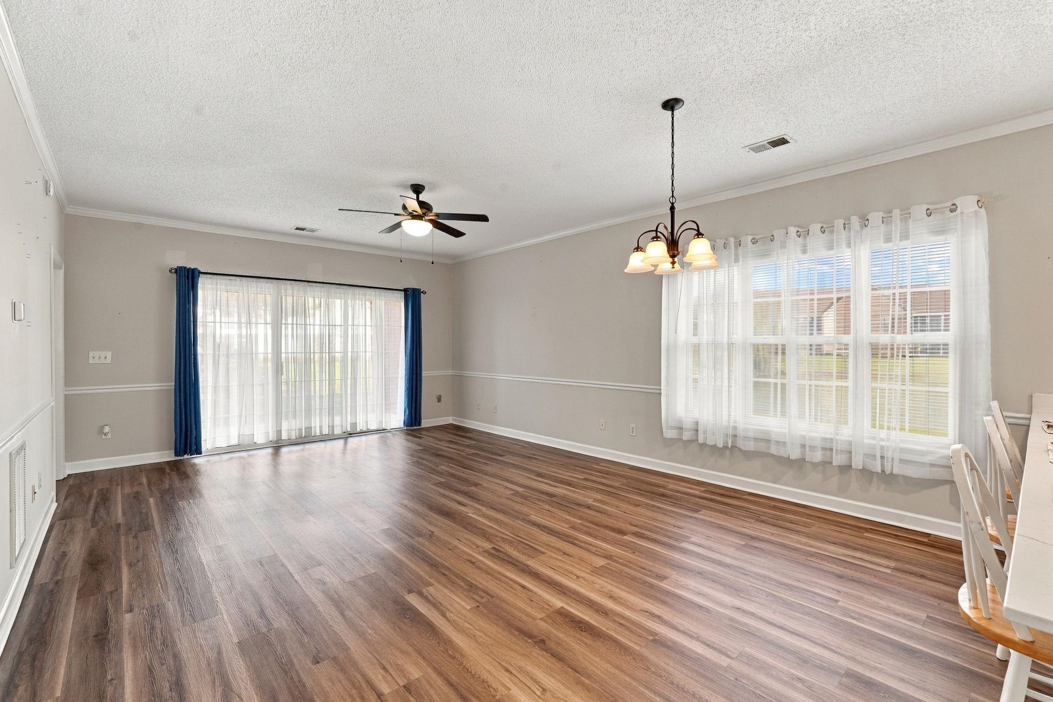 3983 Forsythia Ct. Property Photo 10