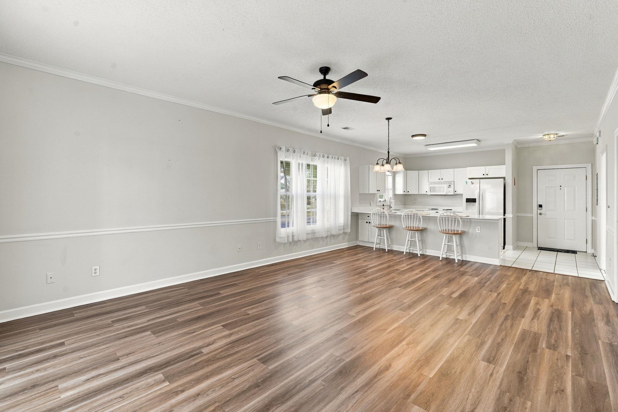 3983 Forsythia Ct. Property Photo 11