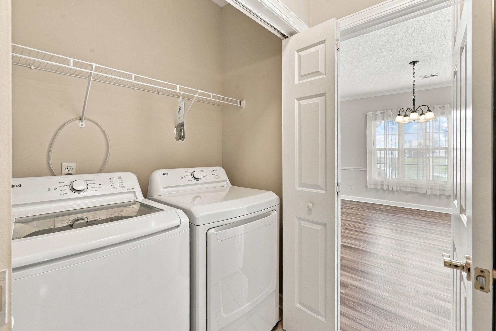 3983 Forsythia Ct. Property Photo 17