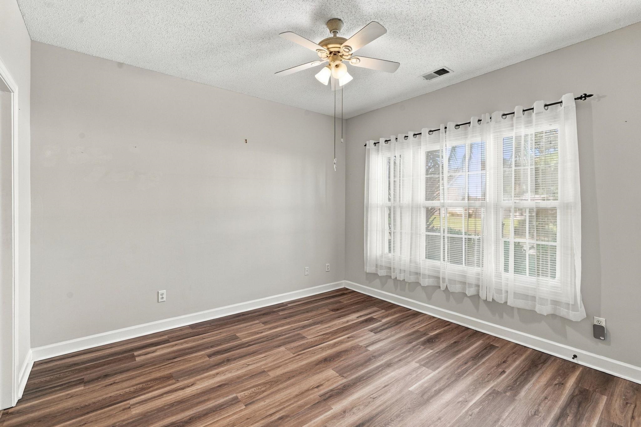 3983 Forsythia Ct. Property Photo 22