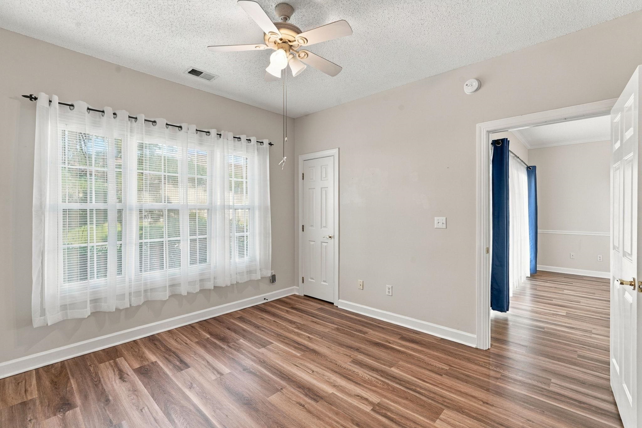 3983 Forsythia Ct. Property Photo 24
