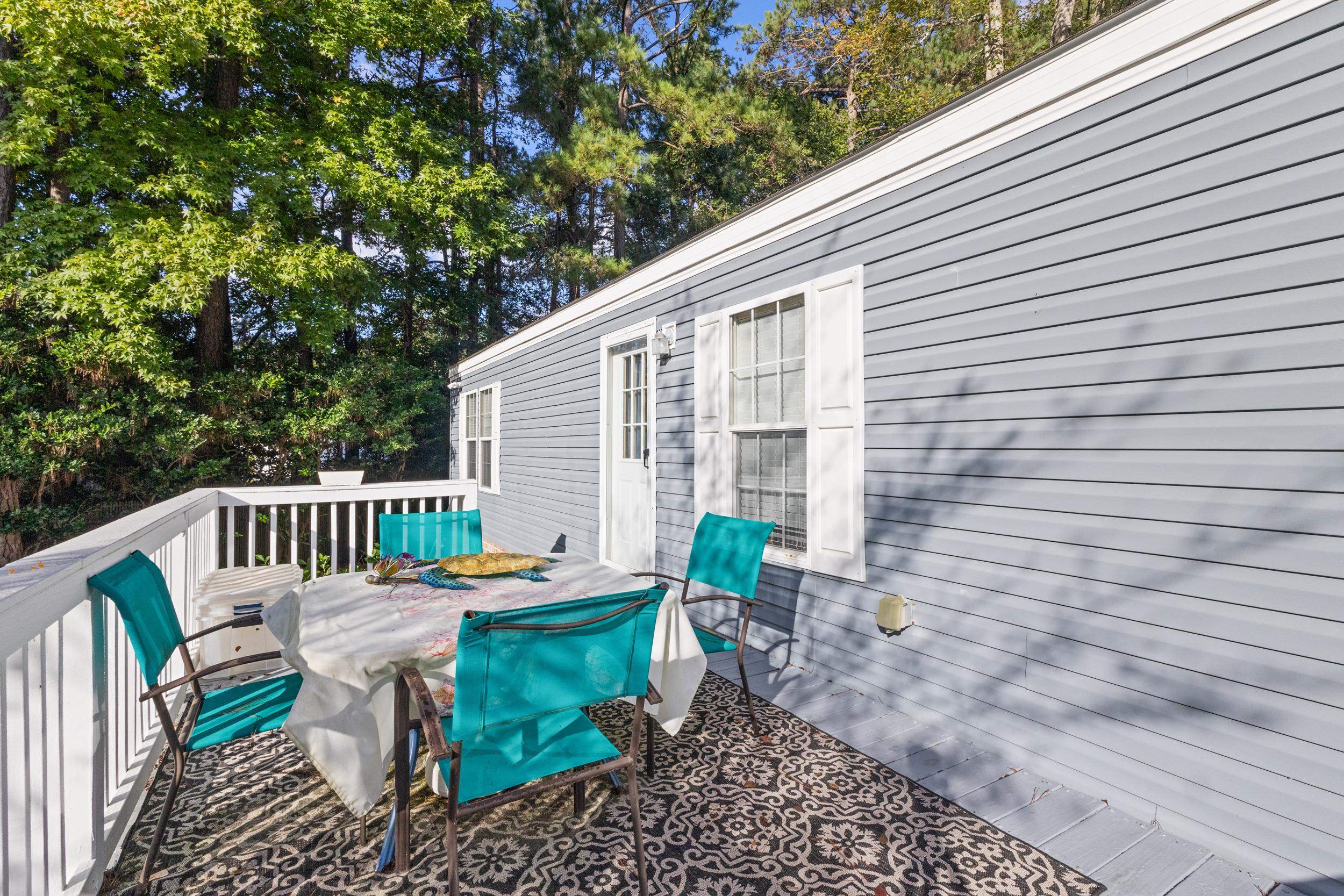 3059 Atlanta Circle Property Photo 3