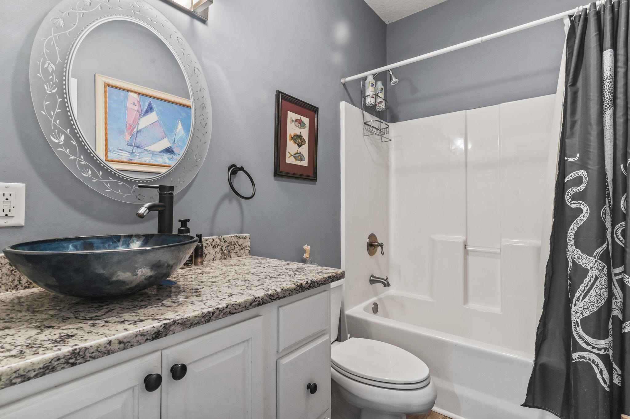 4376 Mccorsley Ave. Property Photo 21