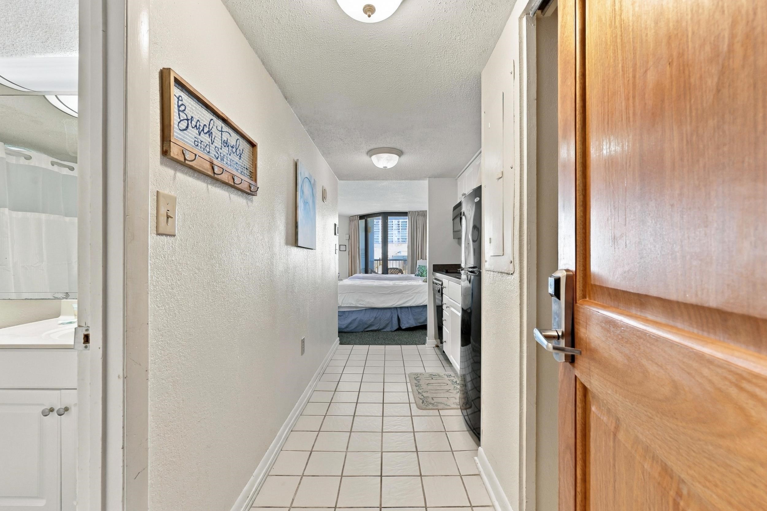 9550 Shore Dr. Property Photo 3