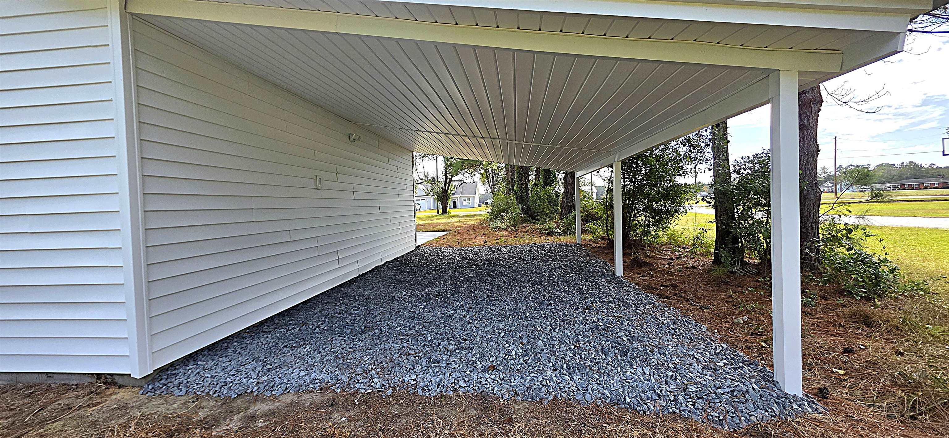 2720 Loop Rd. Property Photo 3