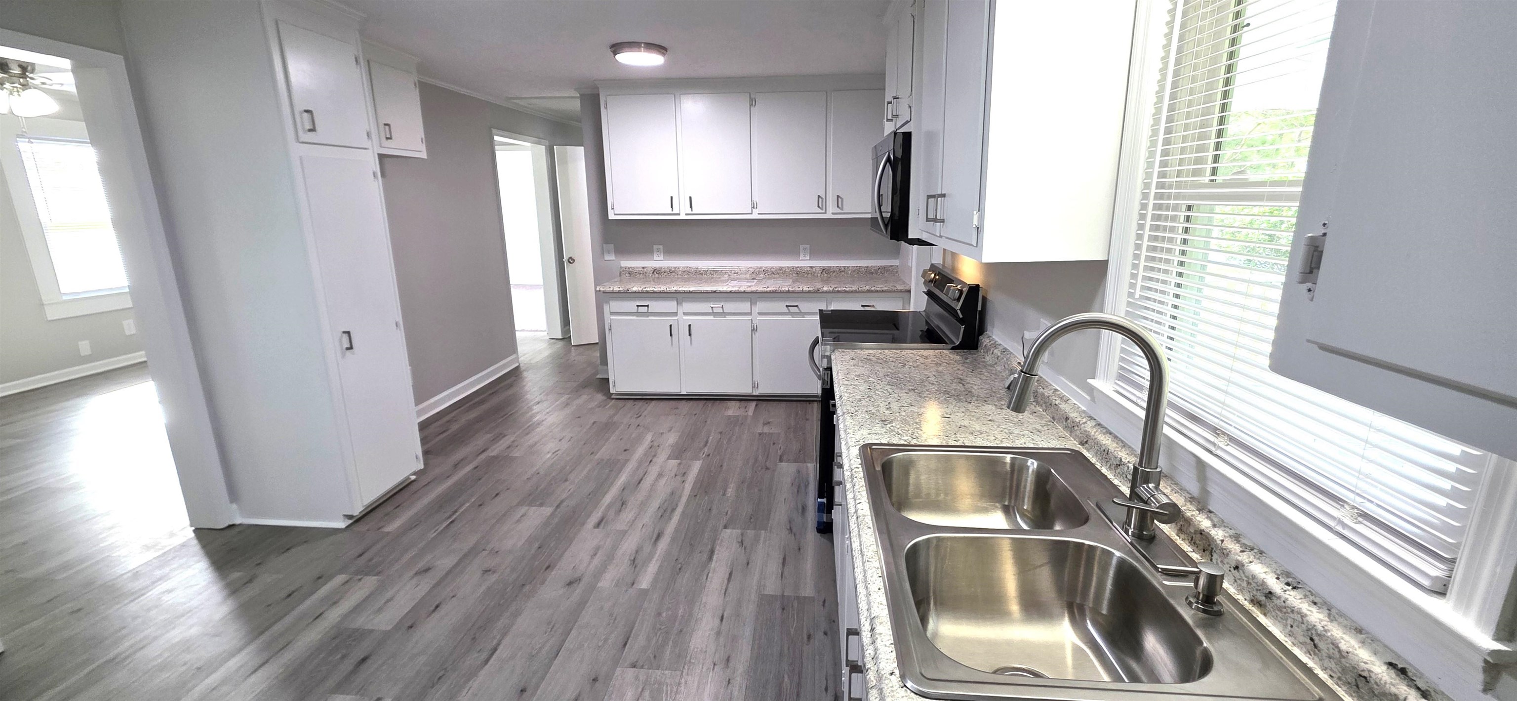 2720 Loop Rd. Property Photo 11