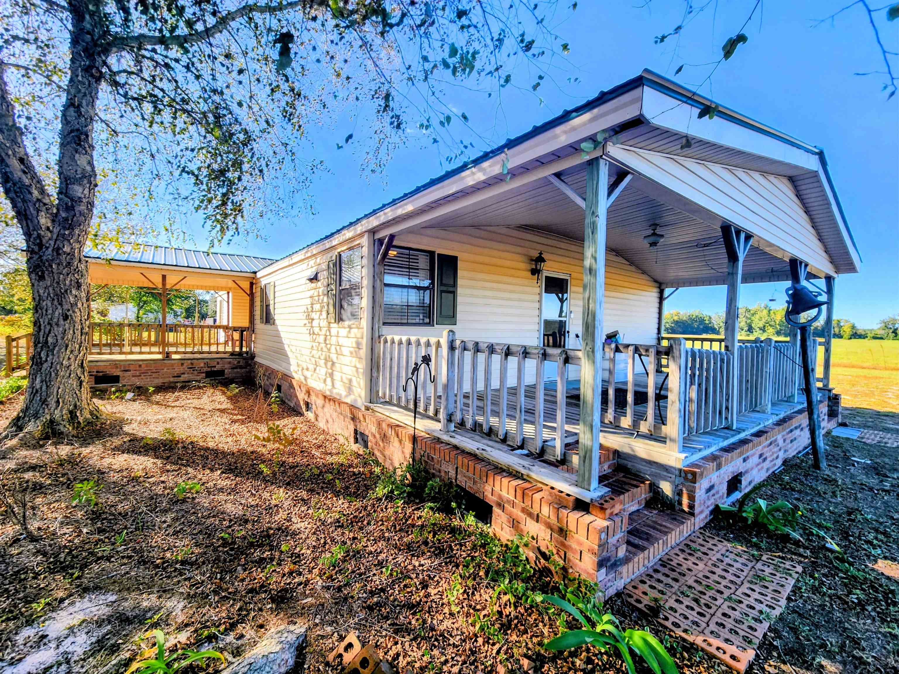 3110 Bluff Rd. Property Photo 2