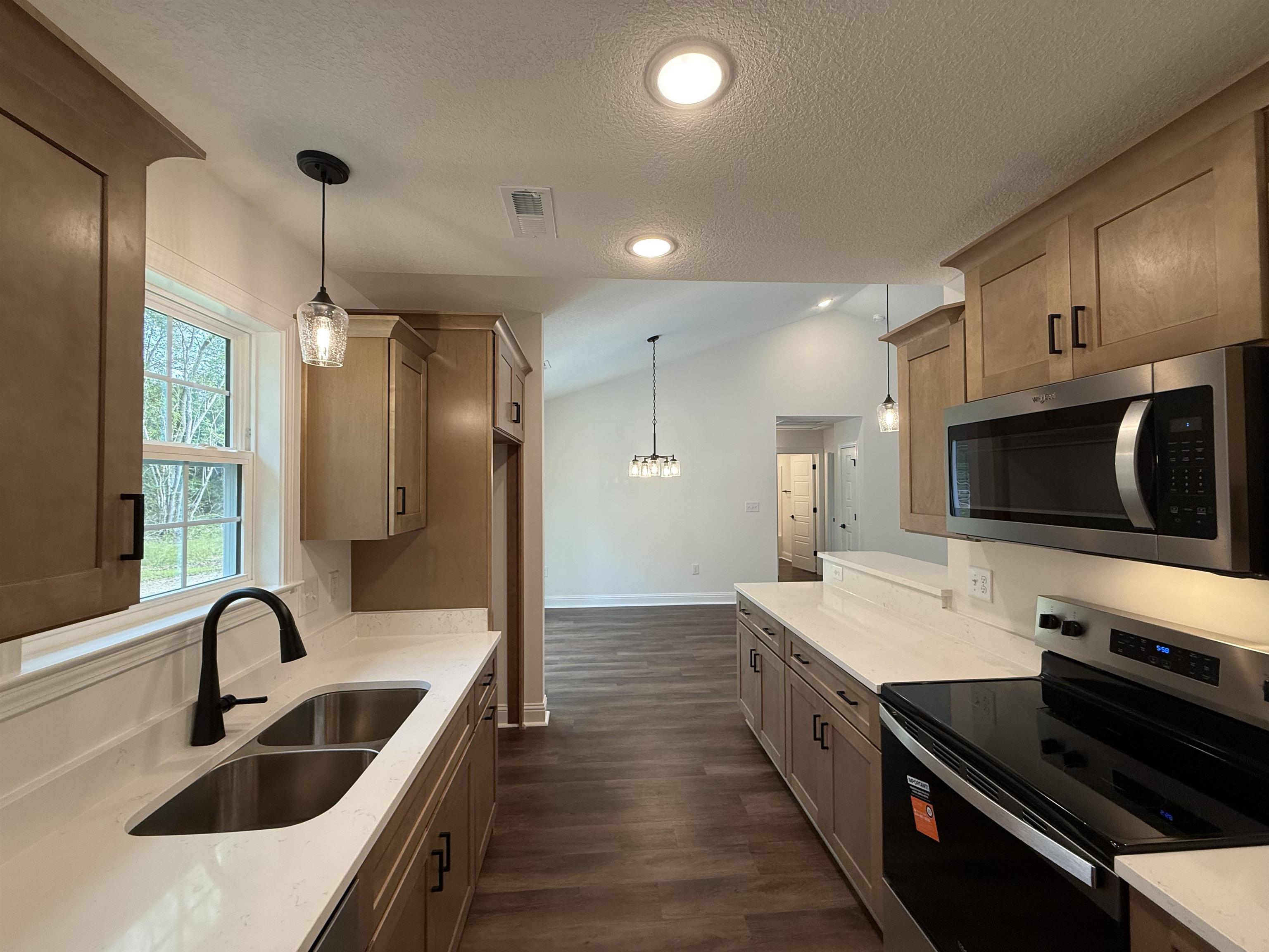 1891 Alford Rd. Property Photo 10