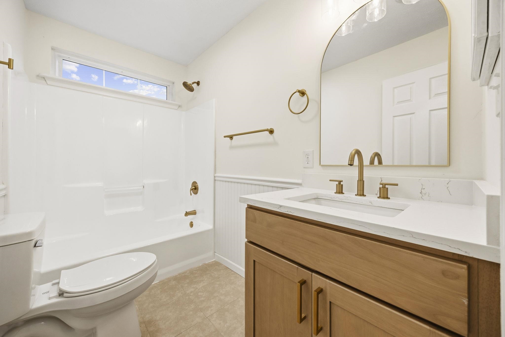 3923 Lochview Dr. Property Photo 32