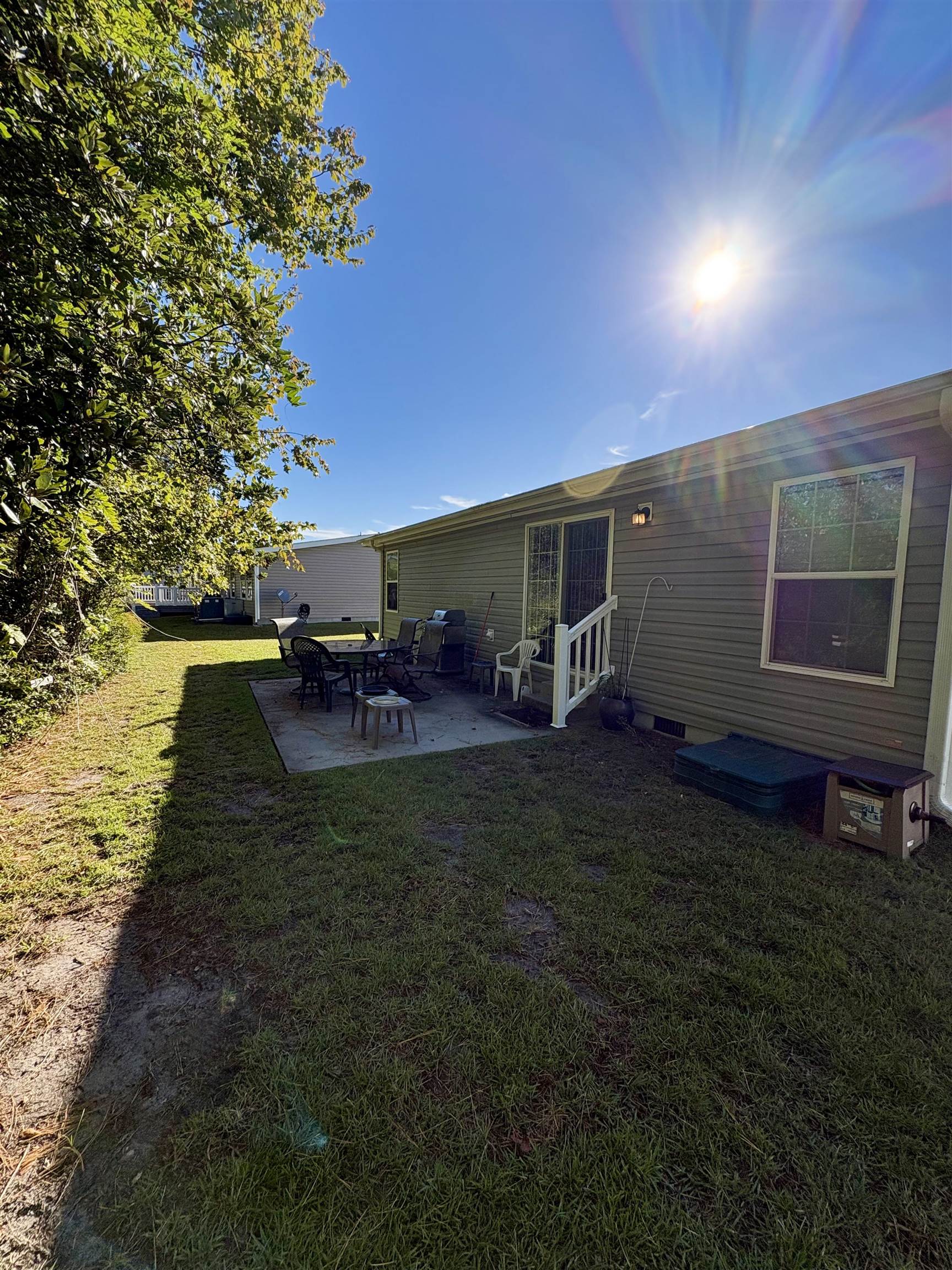 348 Lakeside Crossing Dr. Property Photo 3