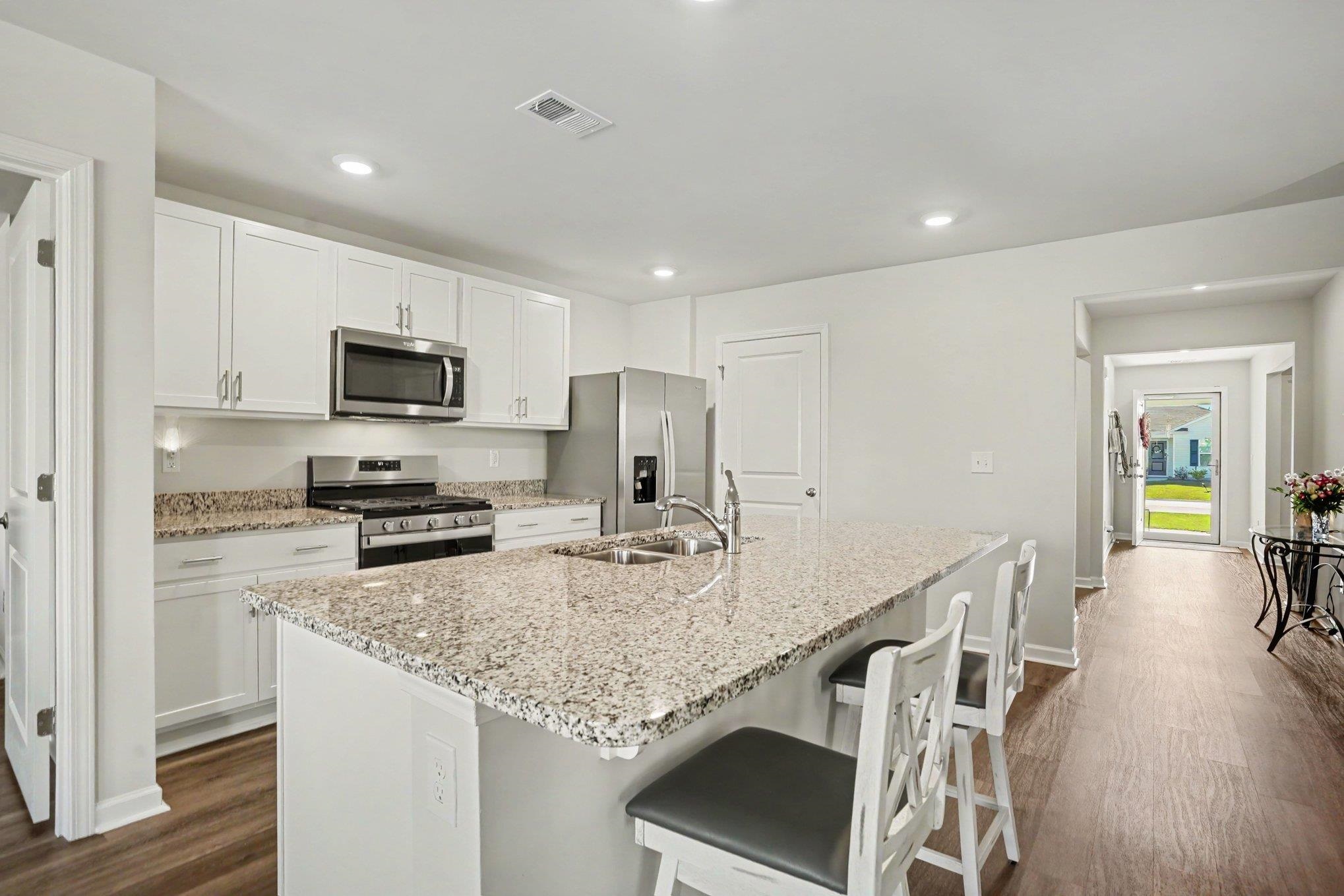 3481 Ashridge Way Property Photo 9