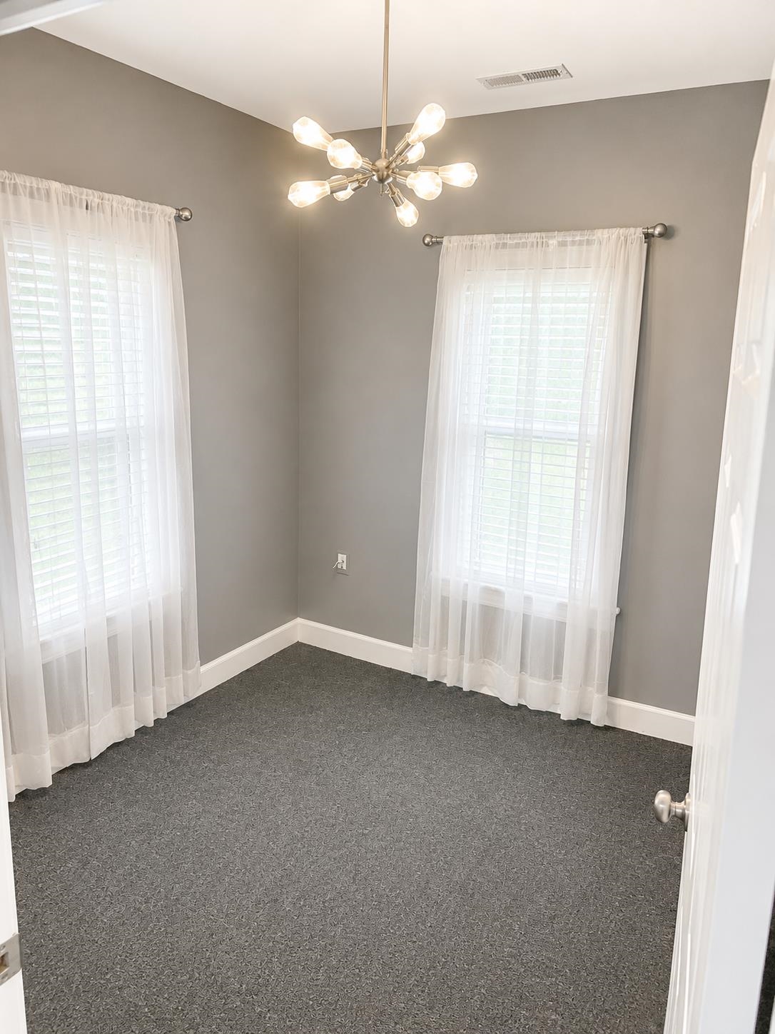 3876 Renee Dr. Property Photo 6