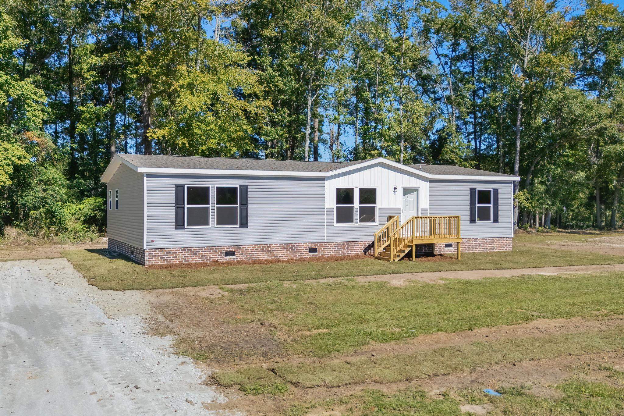 660 Highway 548 Property Photo 2
