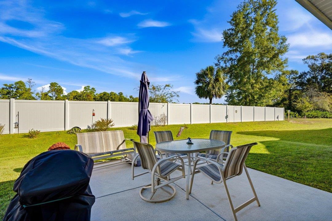 2465 Campton Loop Property Photo 4