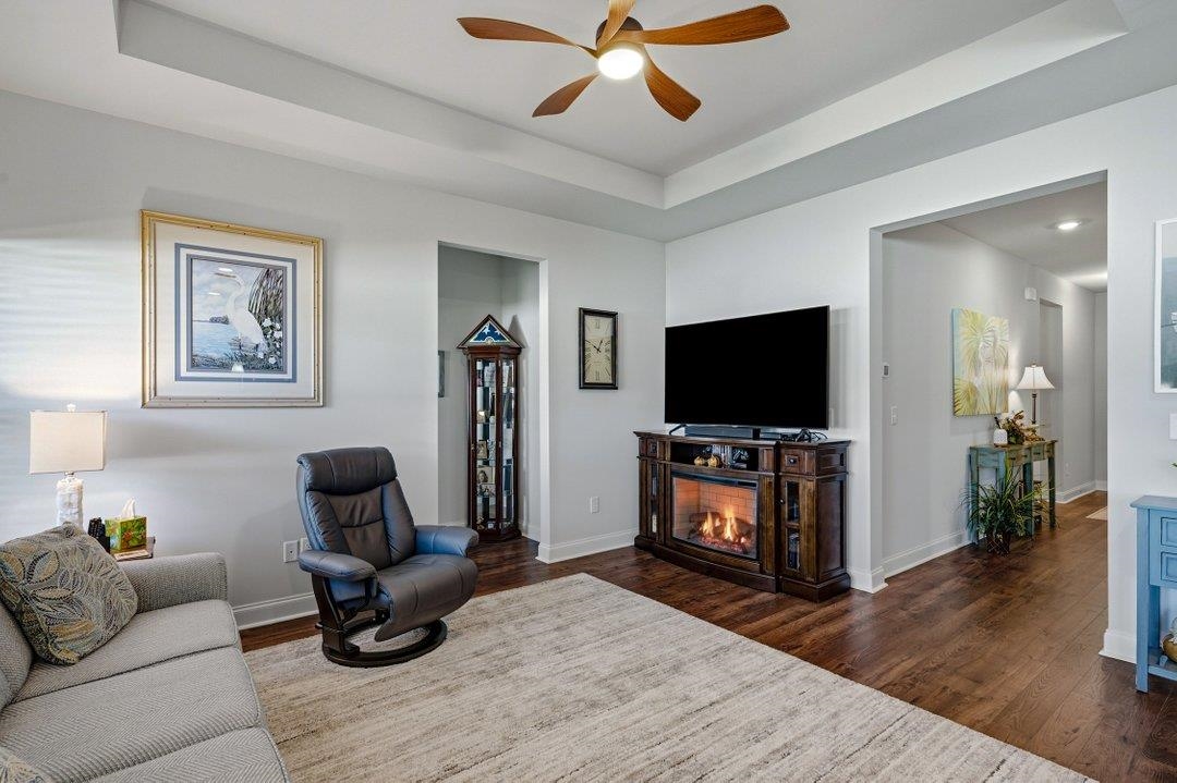 2465 Campton Loop Property Photo 10