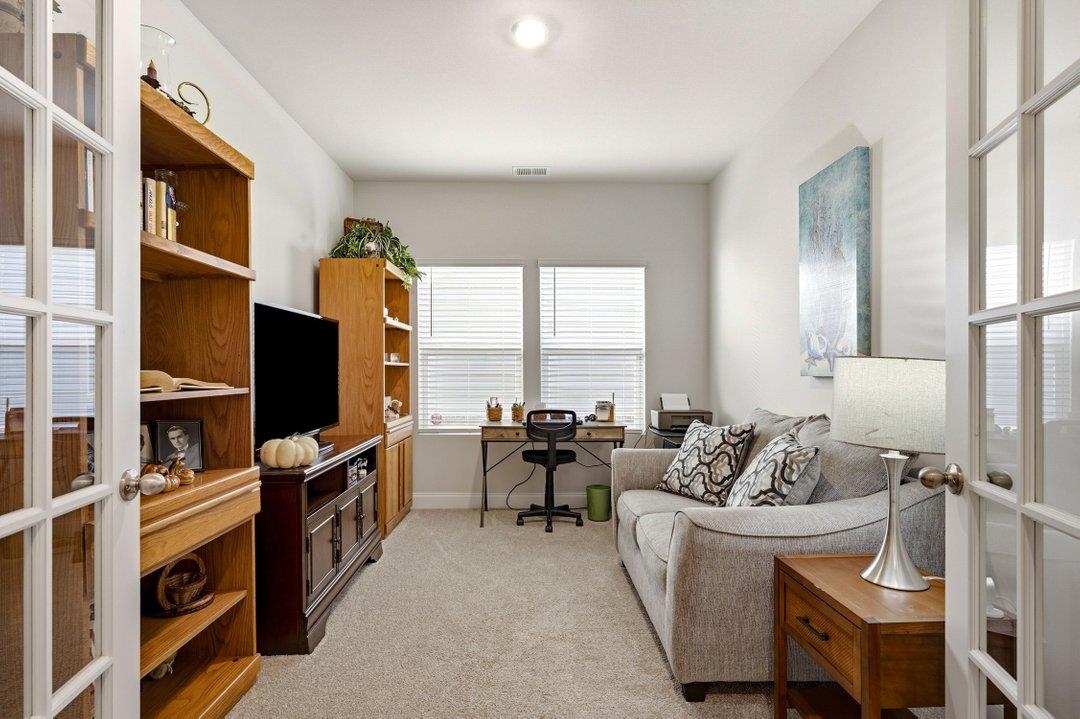 2465 Campton Loop Property Photo 26