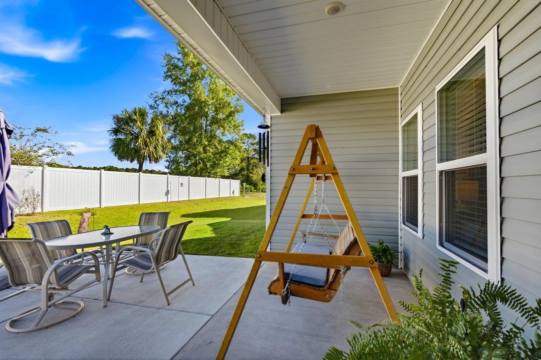 2465 Campton Loop Property Photo 28