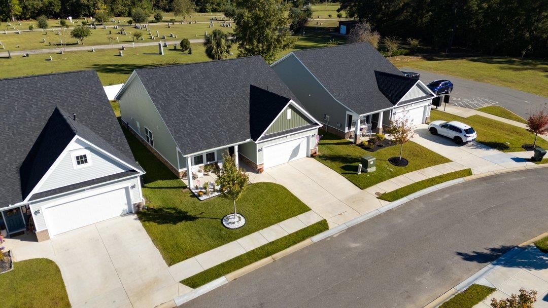 2465 Campton Loop Property Photo 35