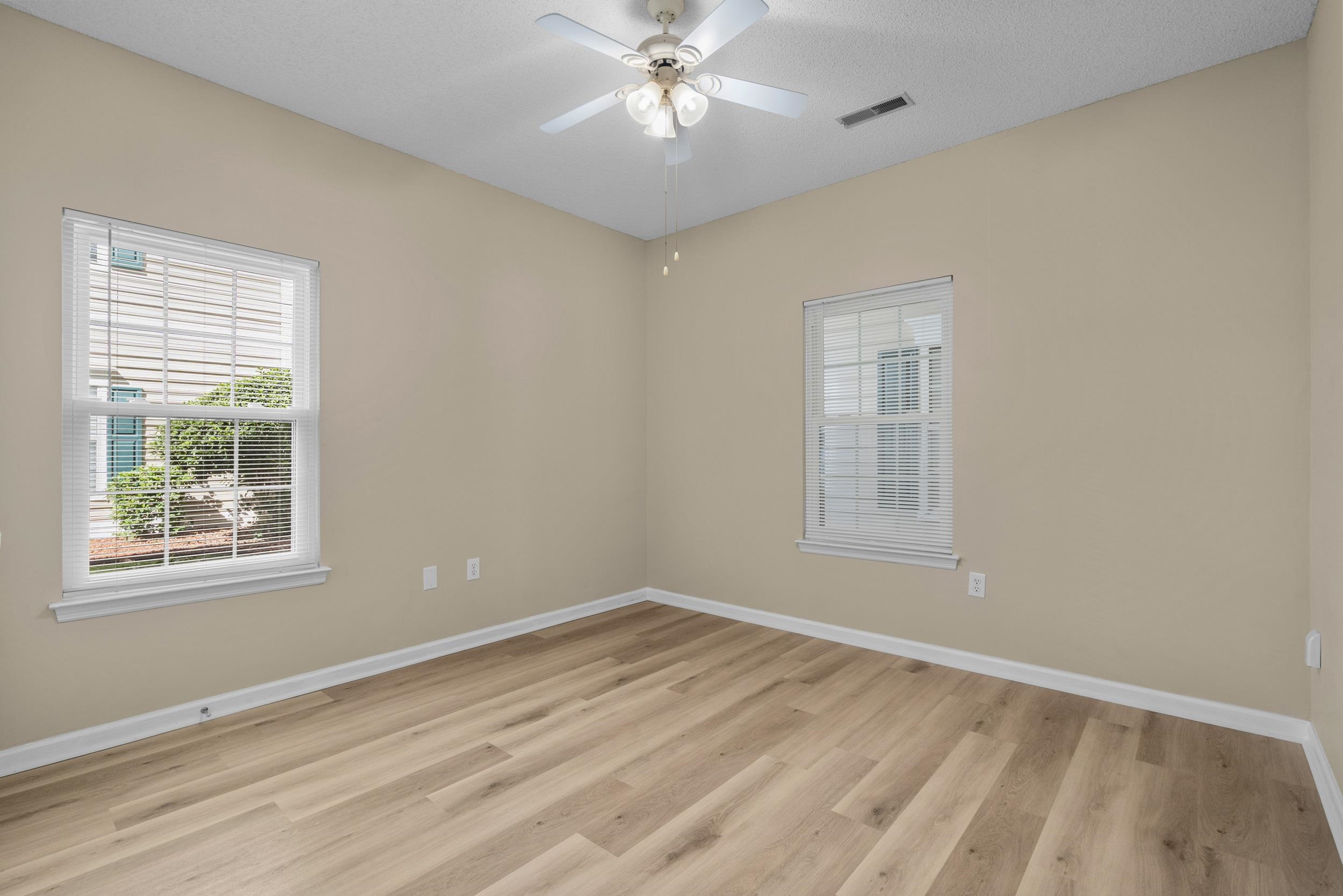 244 Sun Colony Blvd. Property Photo 32