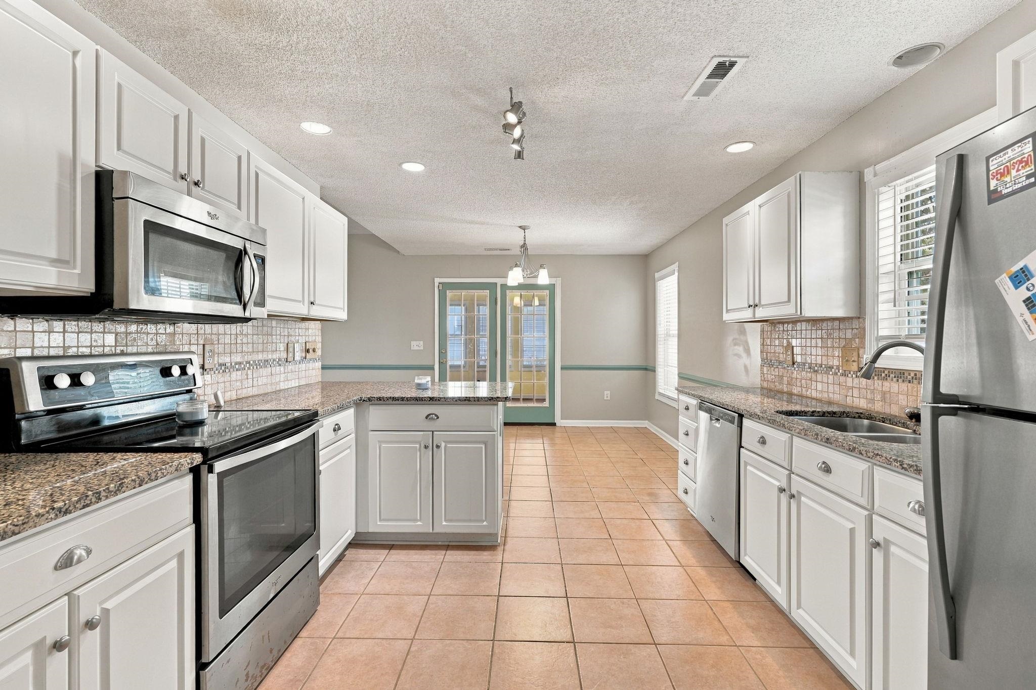 4155 Horseshoe Dr. N Property Photo 11